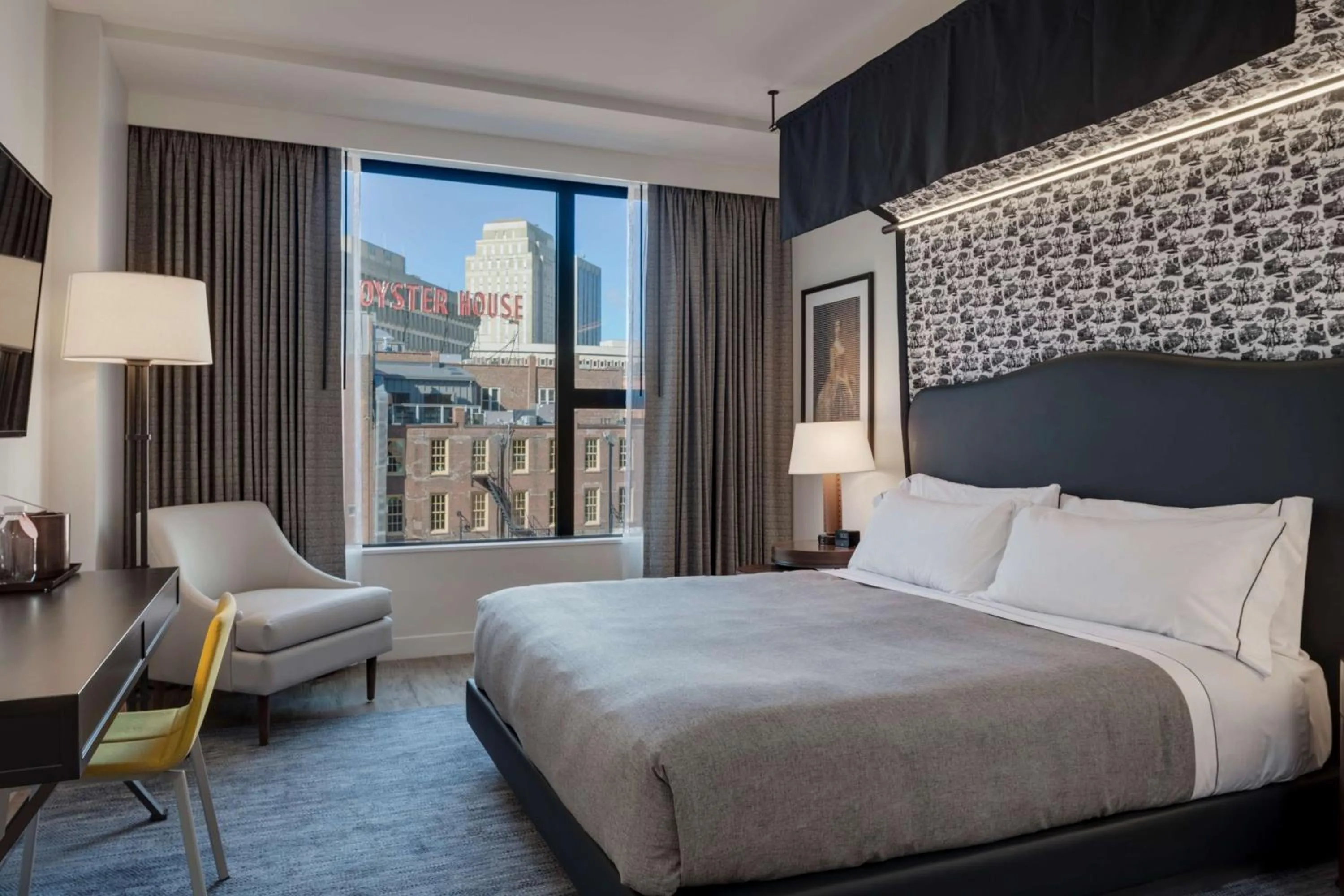 King Room with City View in Canopy By Hilton Boston Downtown