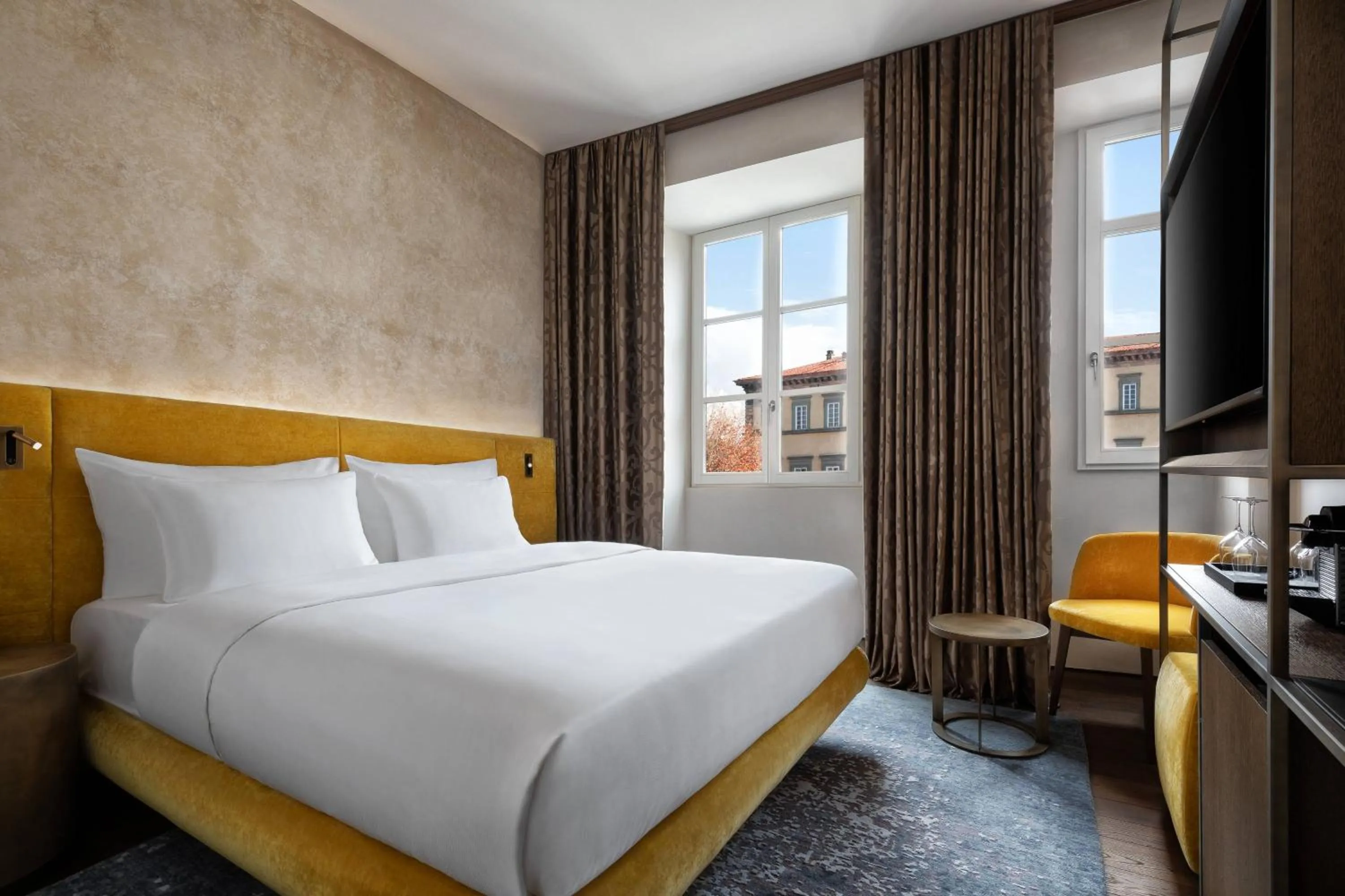 Vivace, Guest room, 1 King, City view in Grand Universe Lucca, Autograph Collection