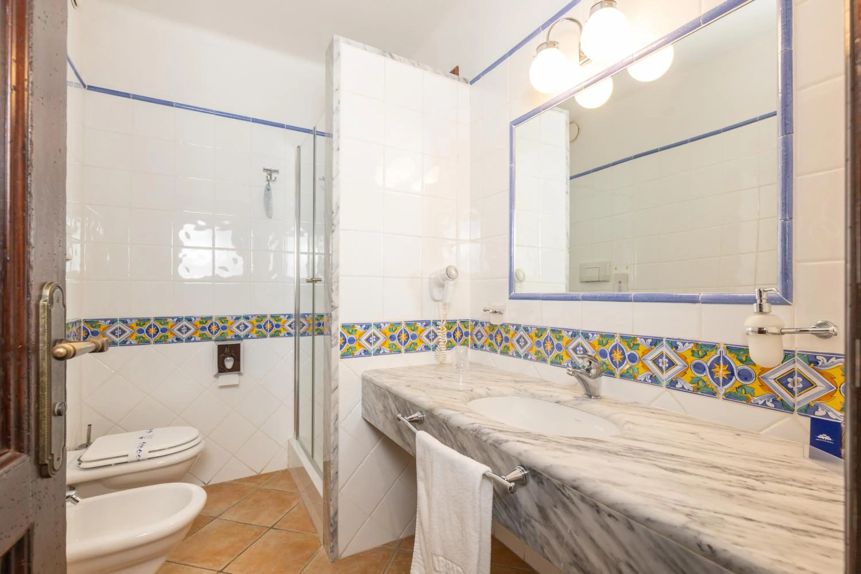 Double Room in Hotel Arbatasar