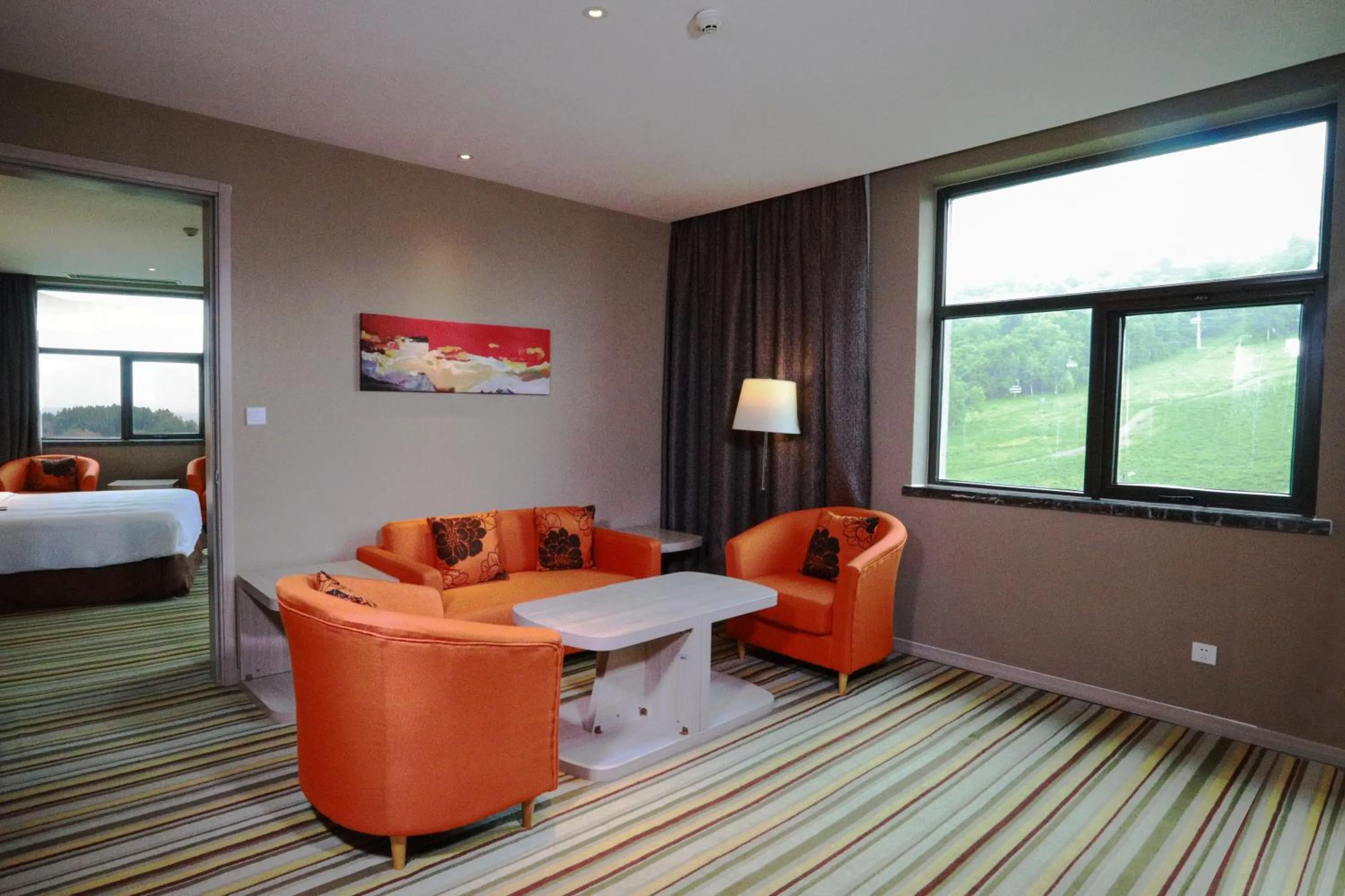 One-Bedroom Suite in Holiday Inn Express Changbaishan by IHG