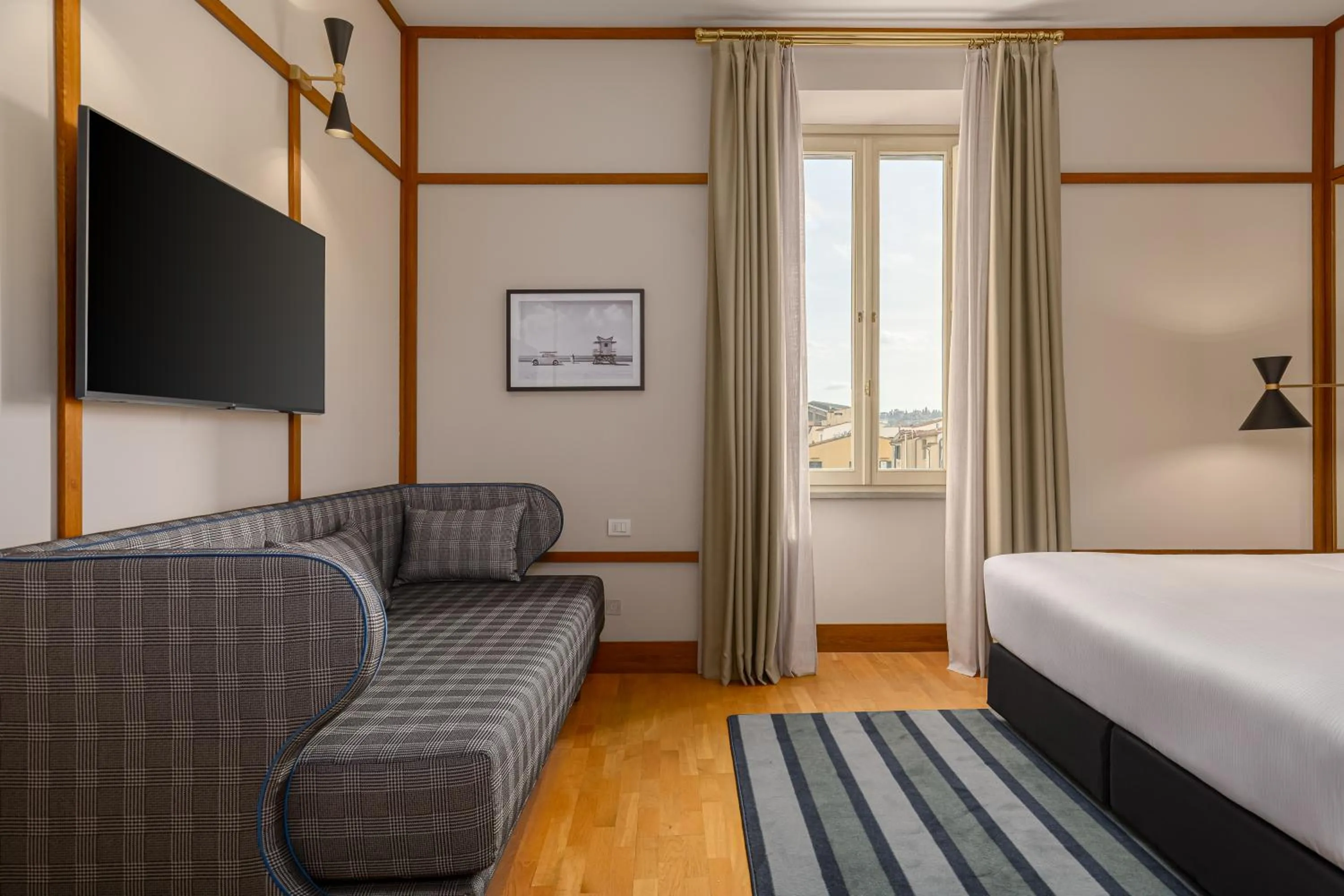 Deluxe Triple Room in Room Mate Luca, Florence