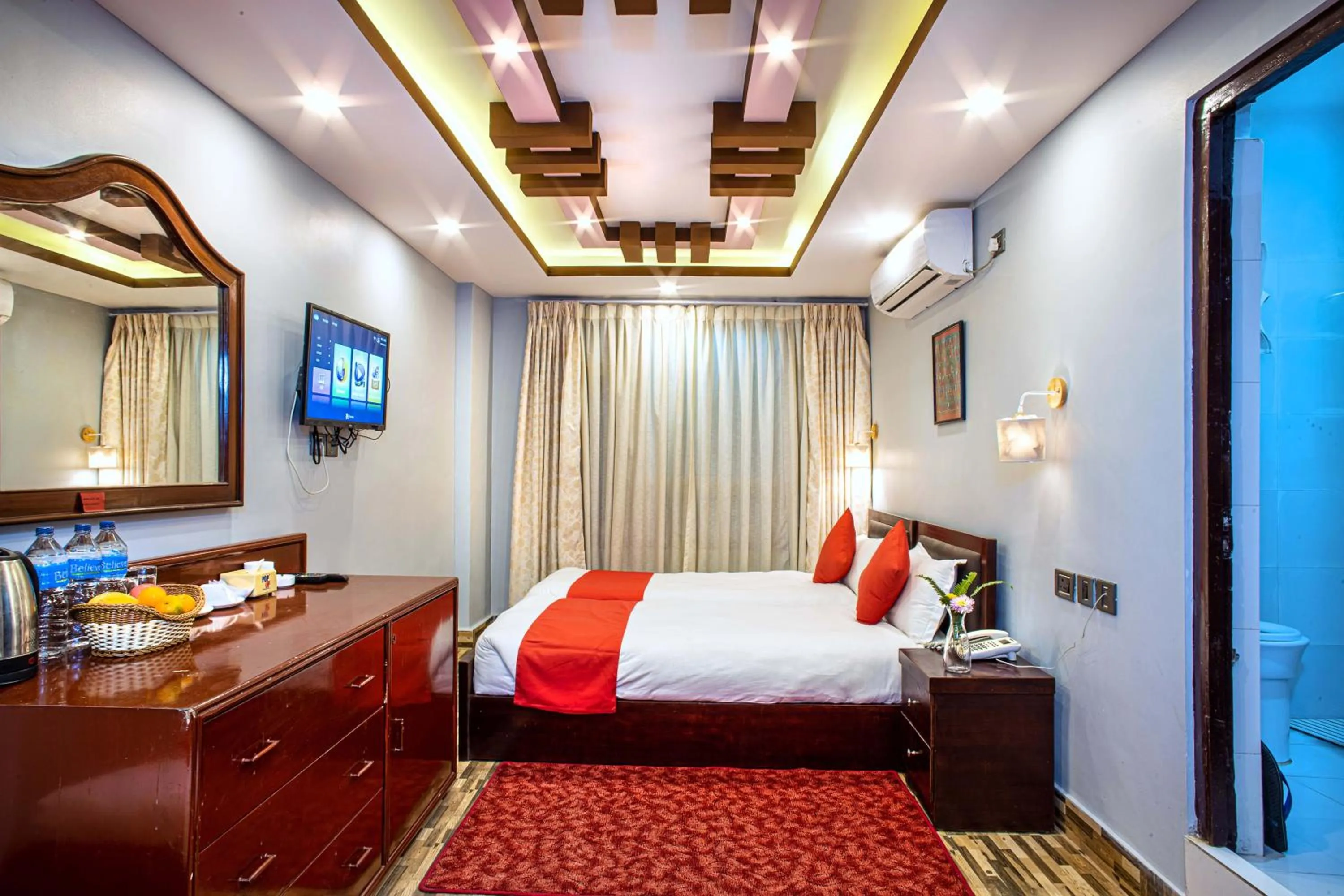 Deluxe Family or Triple with Free Airport Pickup in Hotel BnB Mhepi