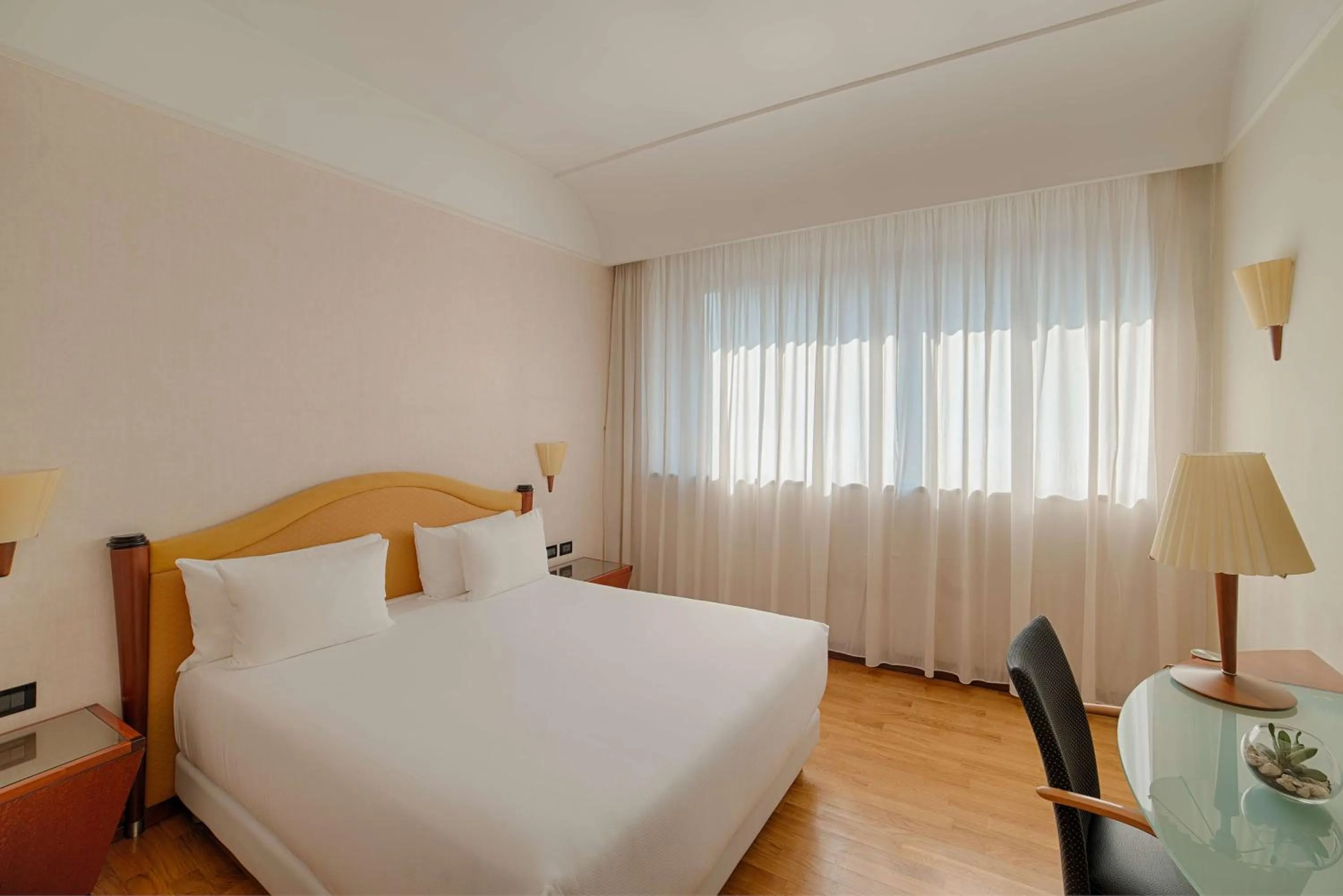 Standard Double or Twin Room in NH Milano Machiavelli