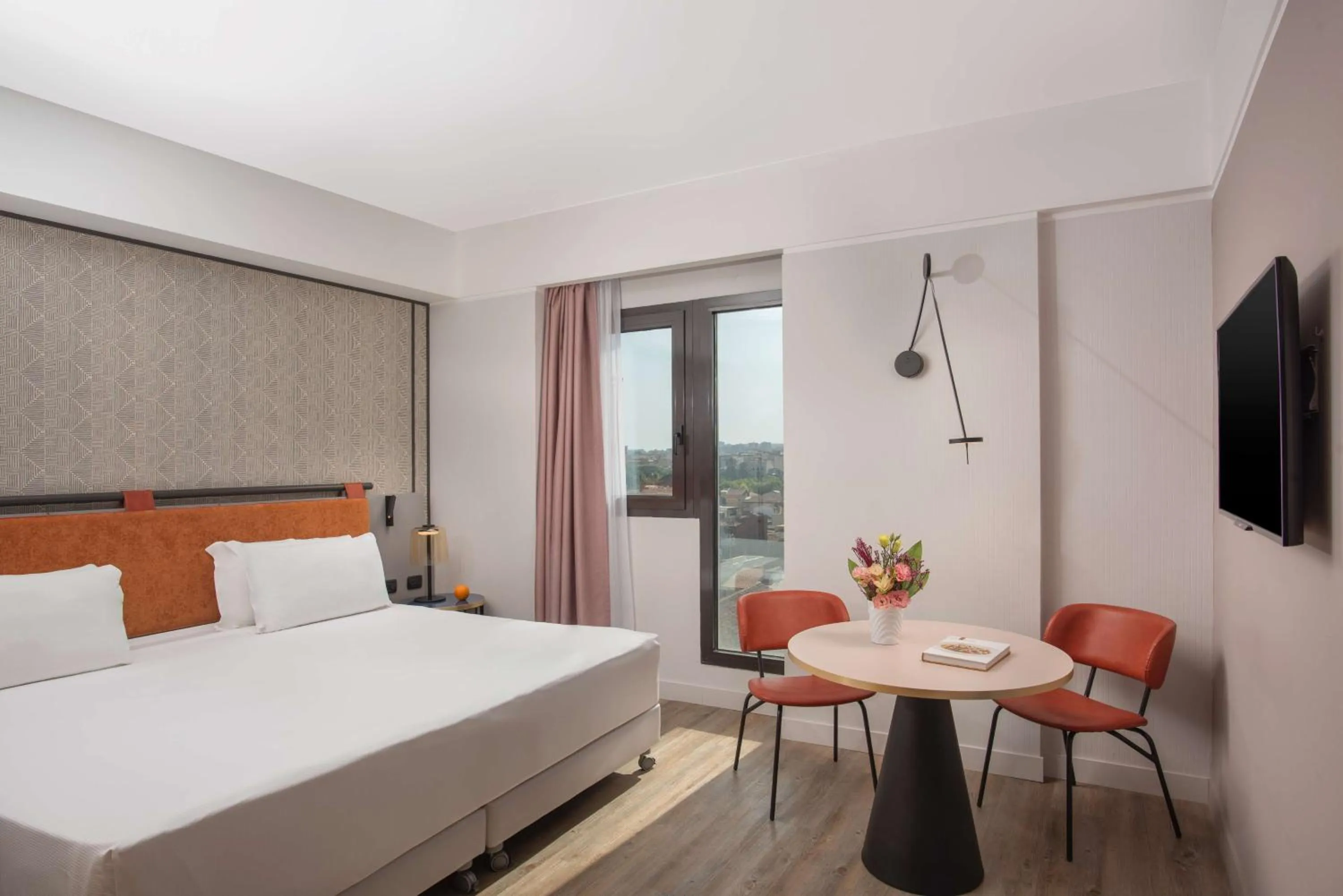 Superior Double or Twin Room with Panoramic View in NH Catania Centro