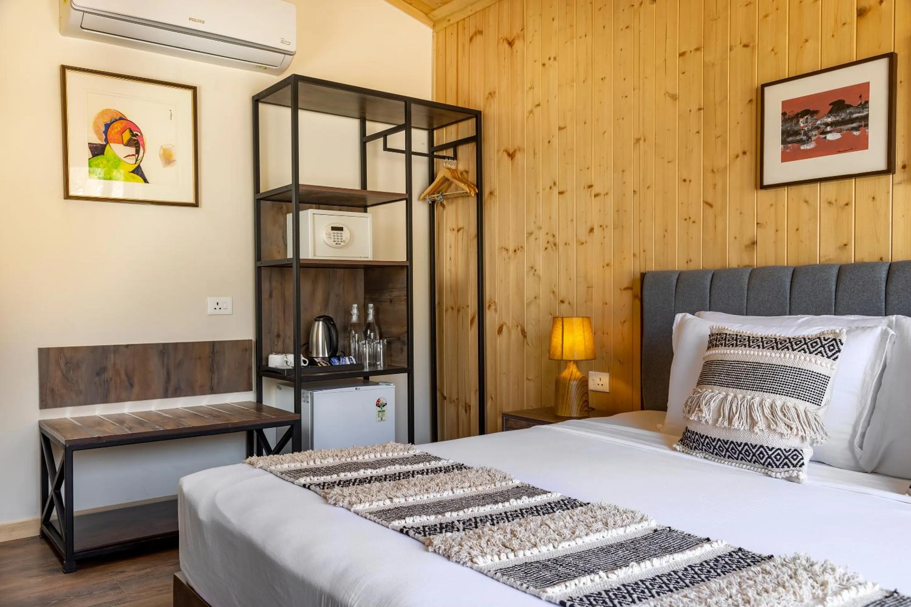 Premium Room With River View - single occupancy in juSTa Rasa Retreat & Spa Rishikesh