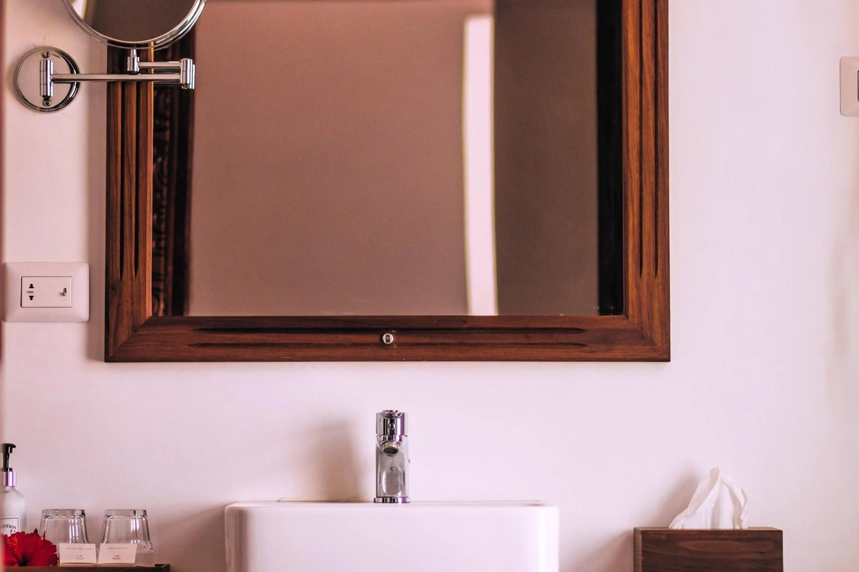 Deluxe Double Room - single occupancy in SBH Kilindini Resort