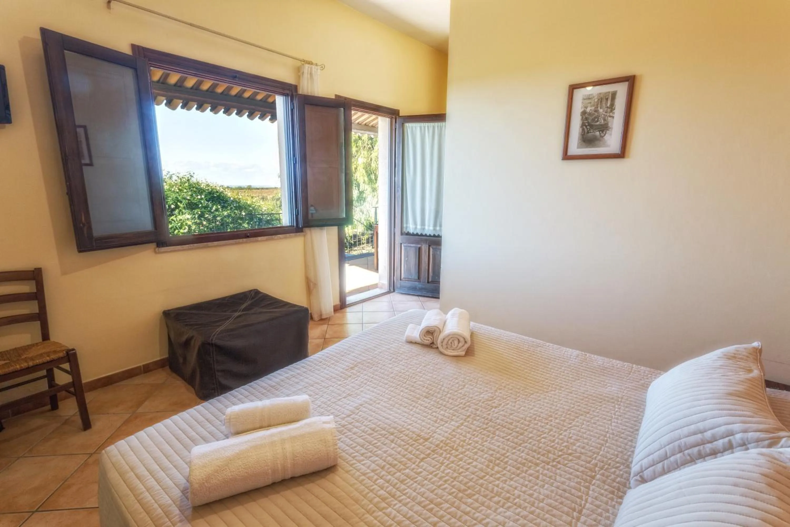 Double Room with Patio in Agriturismo Vultaggio
