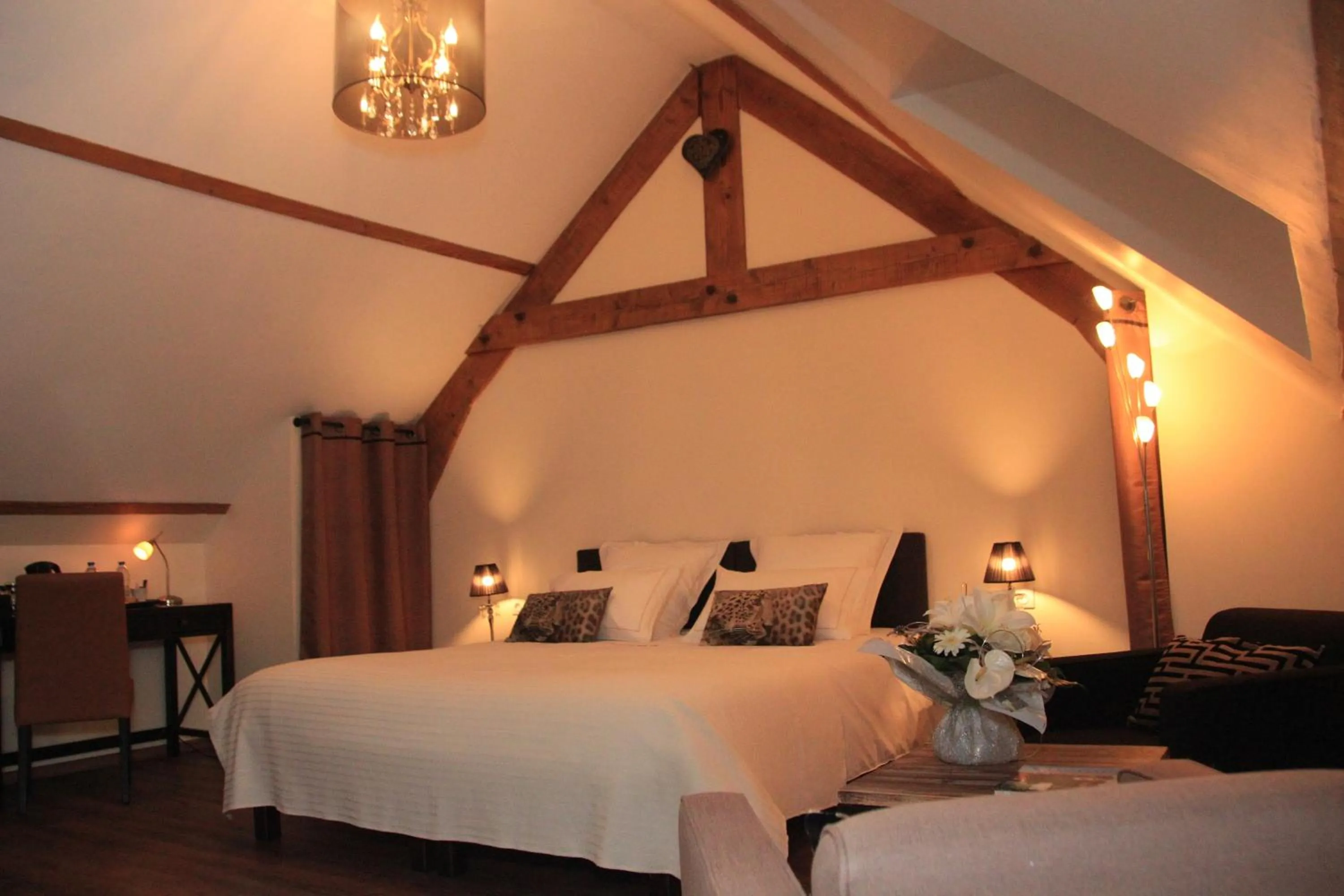 Superior Twin Room in Au Coeur Des Hôtes
