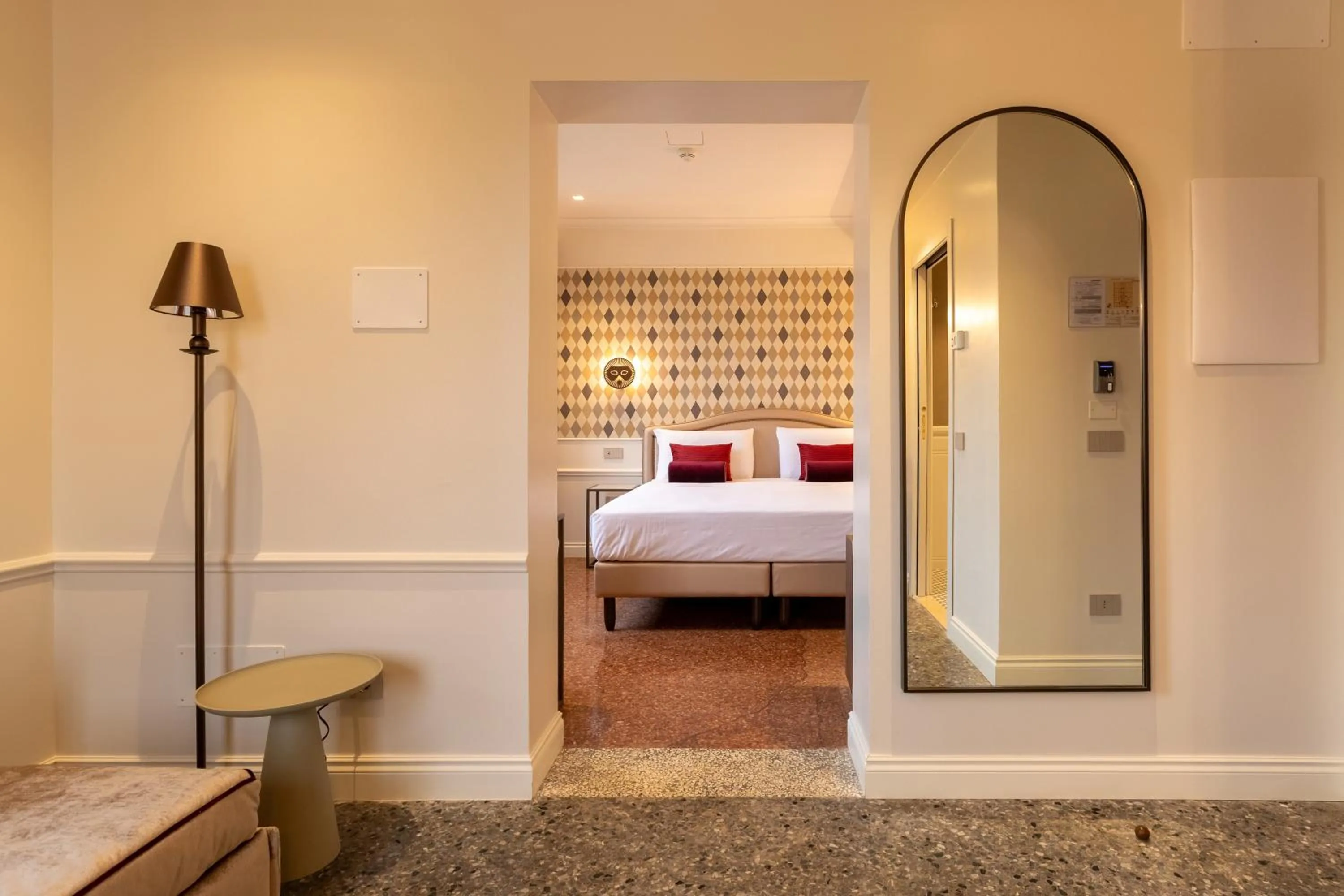 Executive Double Room with Canal View in Hotel Arlecchino