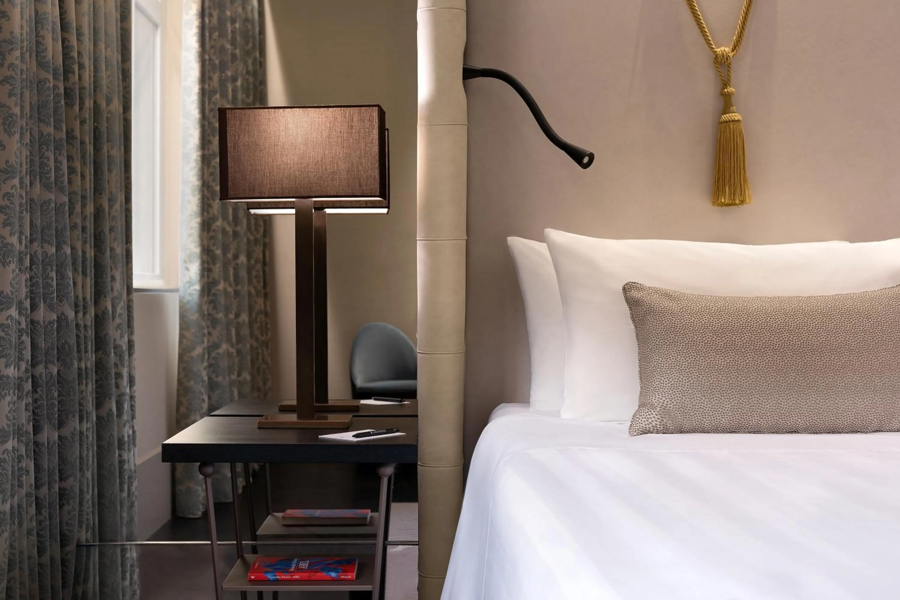 Junior King Suite with Urban View in Sina Bernini Bristol, Autograph Collection