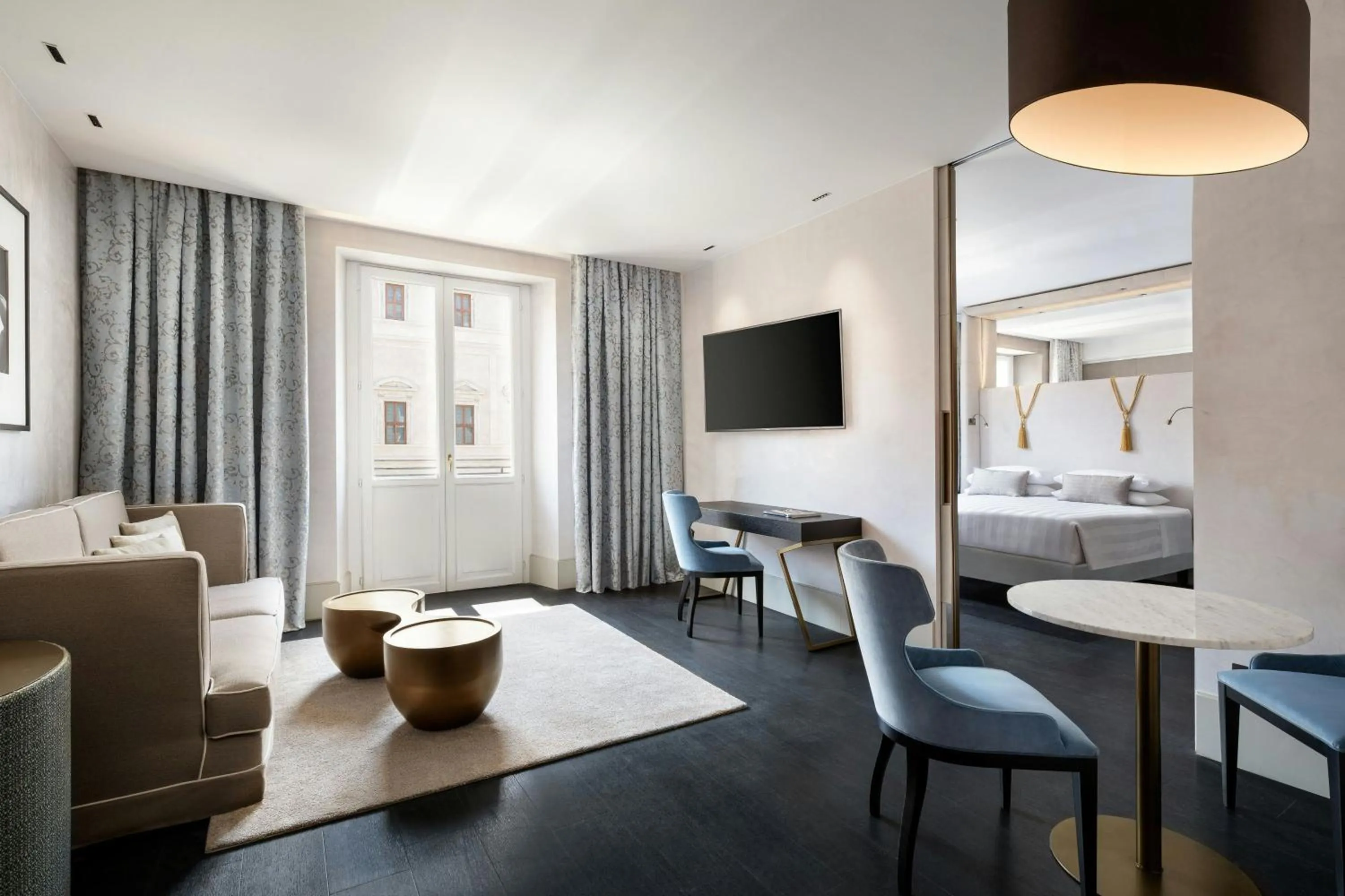 One-Bedroom King Suite with City View in Sina Bernini Bristol, Autograph Collection