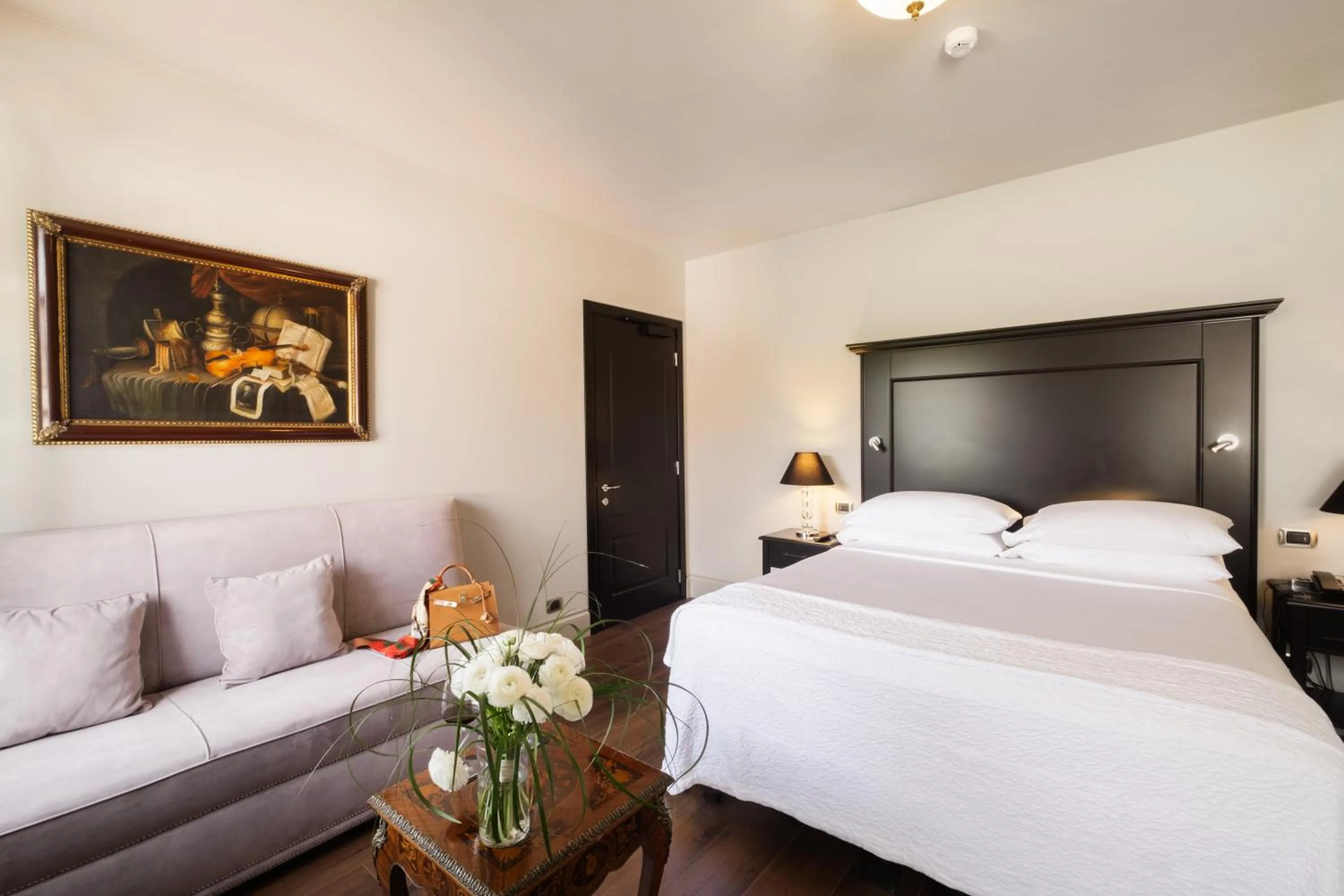 Deluxe Double Room in Hotel Vannucci