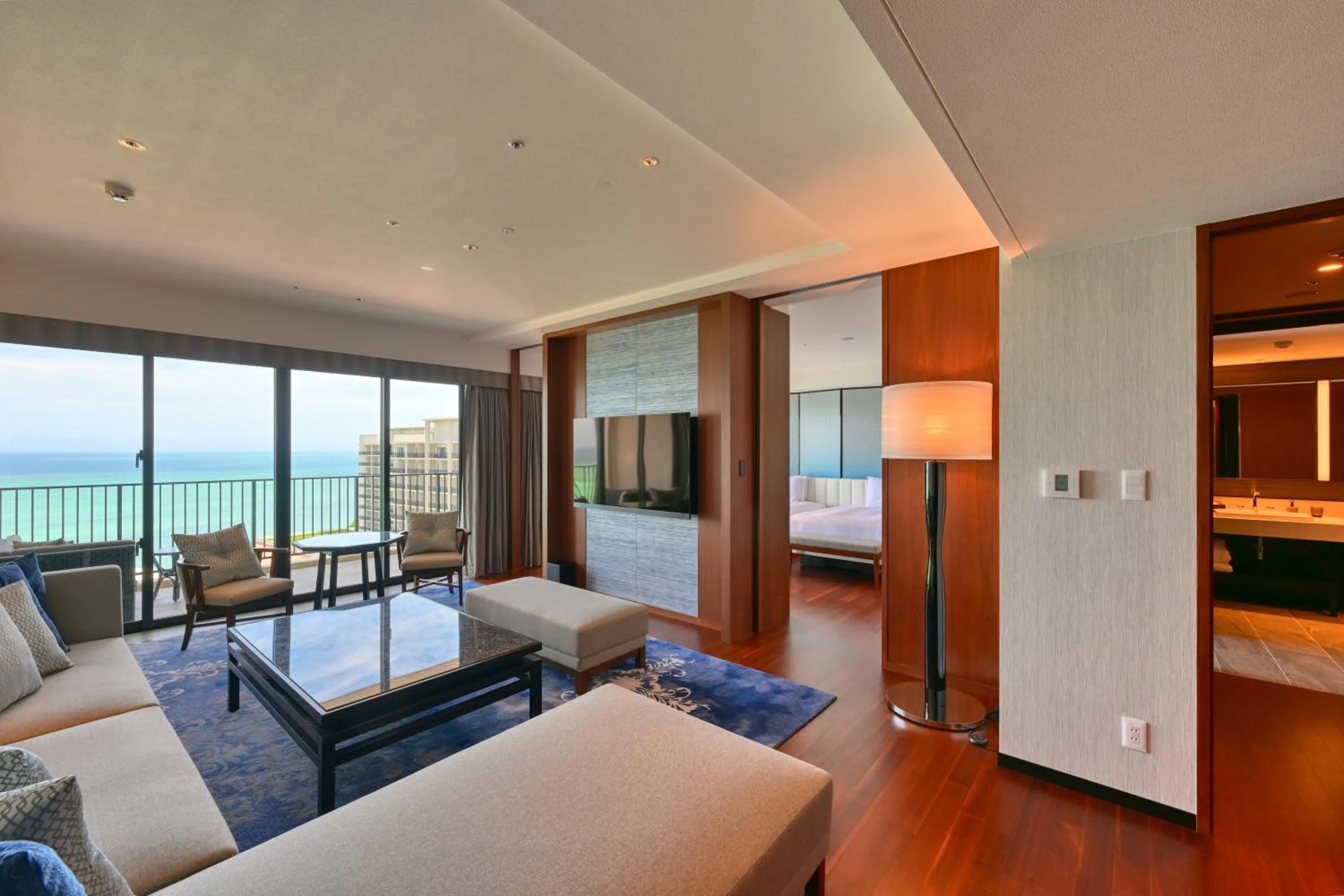 Royal Corner  Suite Twin in Ryukyu Hotel & Resort Nashiro Beach