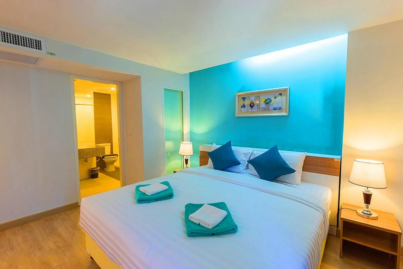 King Room with Sea View in By Dee at Jomtien