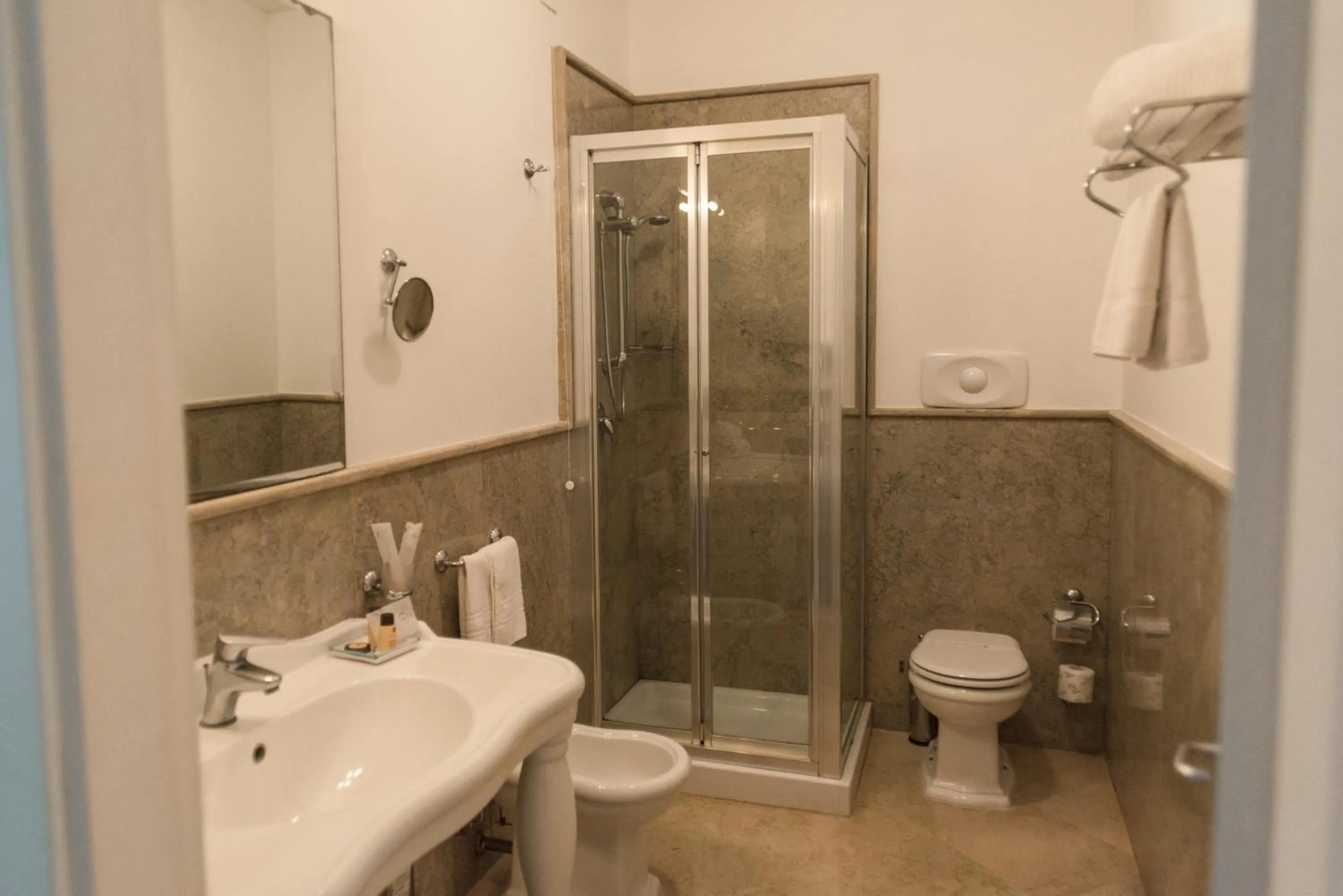 Superior Double Room with Sea View in Relais Antiche Saline