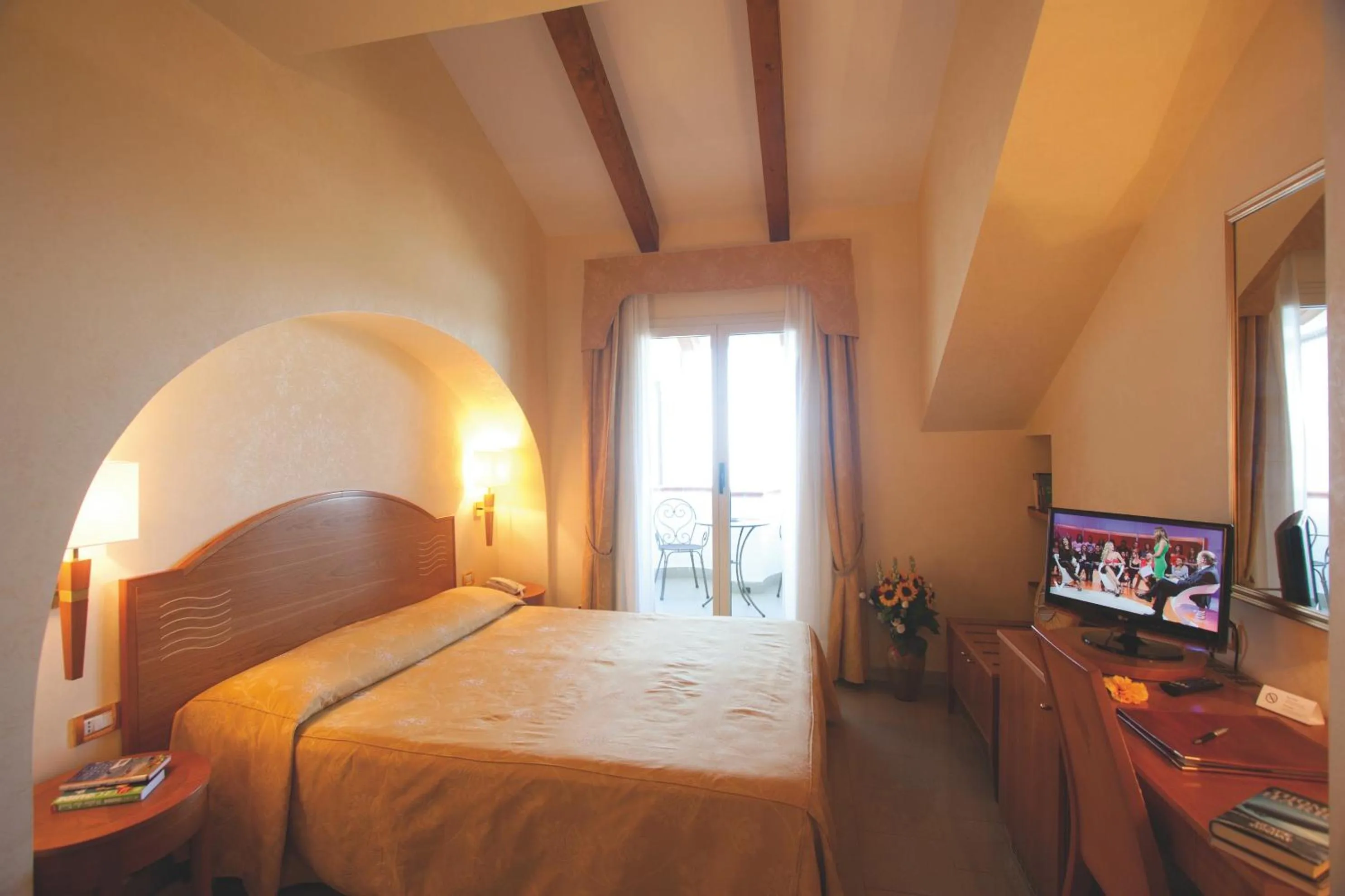 Double or Twin Room in Hotel Tirreno