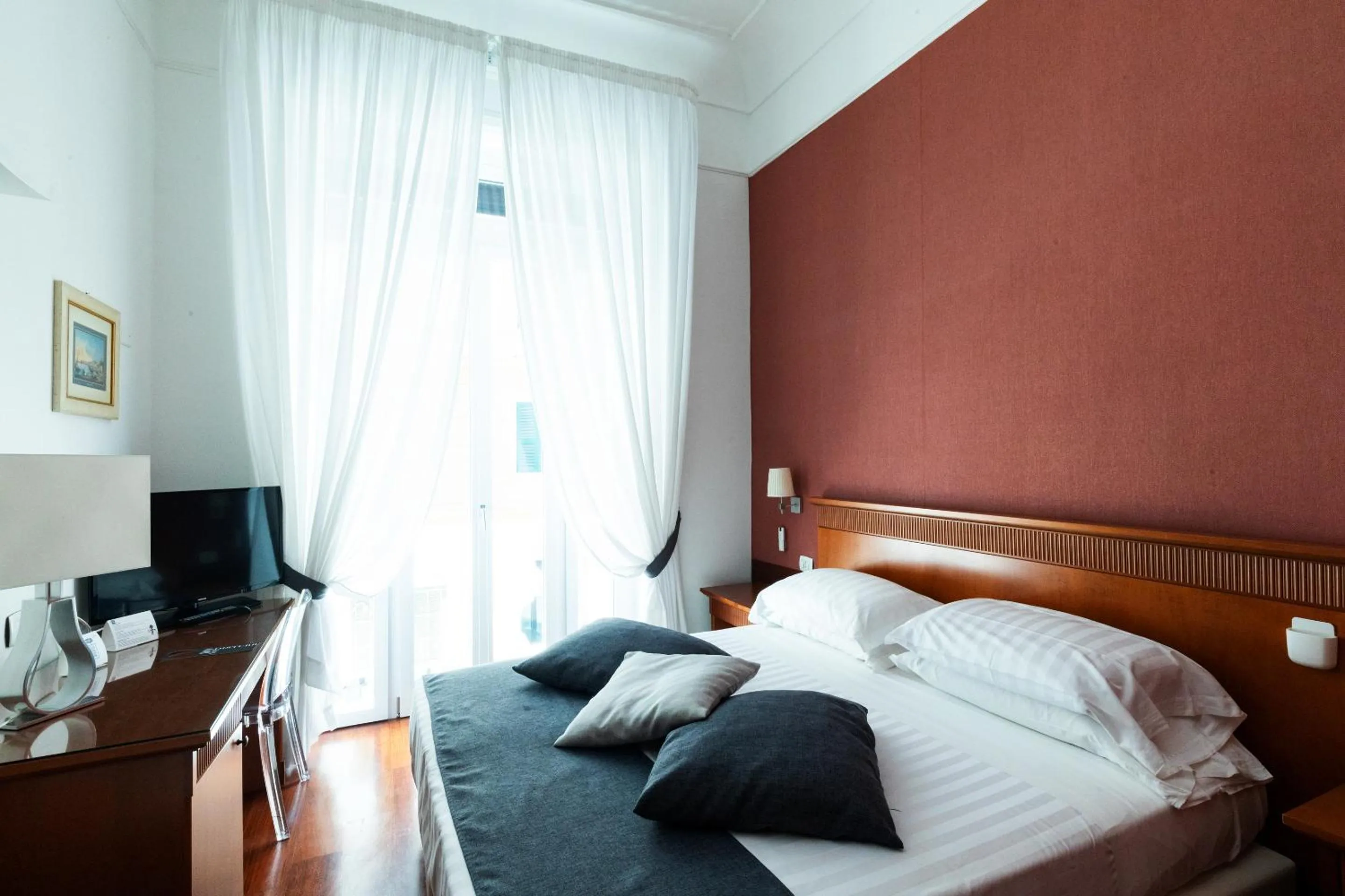 Superior Double Room with Side Sea View in Rex Lifestyle Hotel