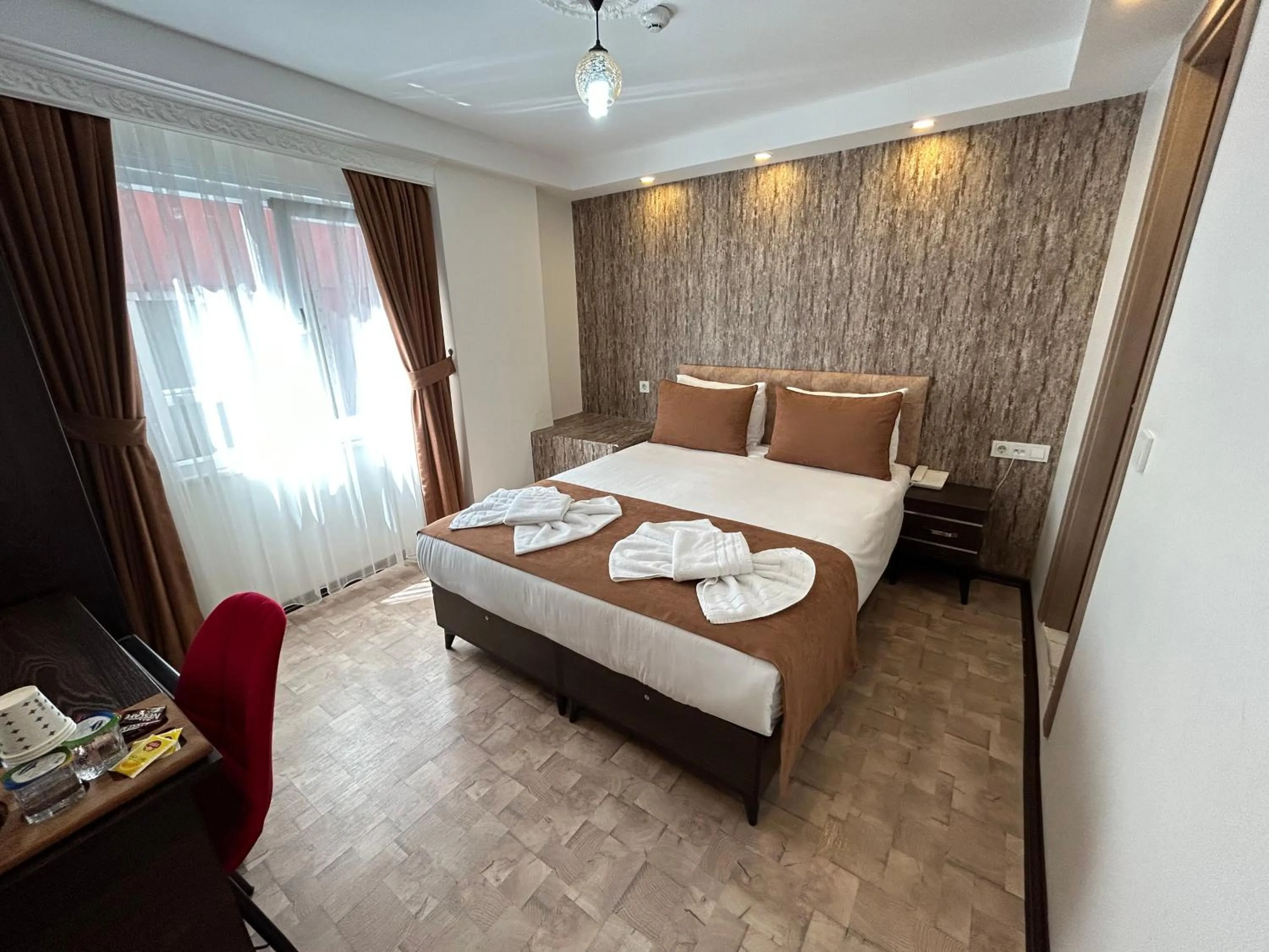 Budget Double Room in HOTEL GLOBAL 2022