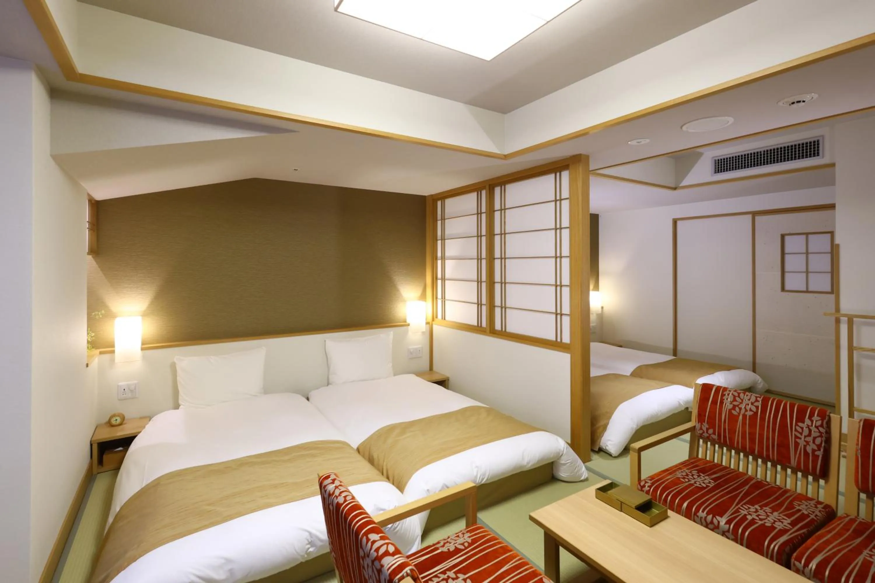Quadruple Room with Bathtub - Non-Smoking in Oyado Tsukiyo no Usagi