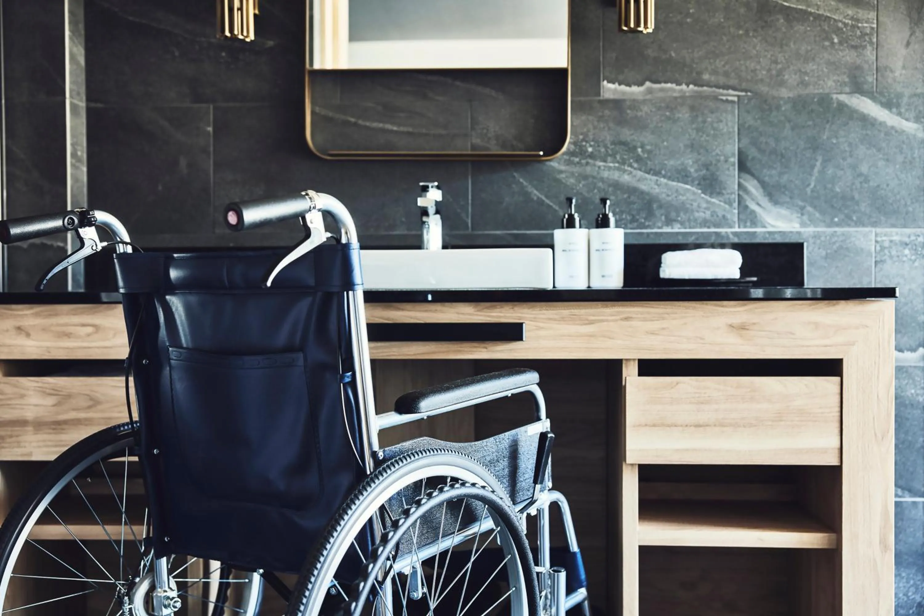 Twin Room with Private Garden - Disability Access in ANA InterContinental Appi Kogen Resort by IHG