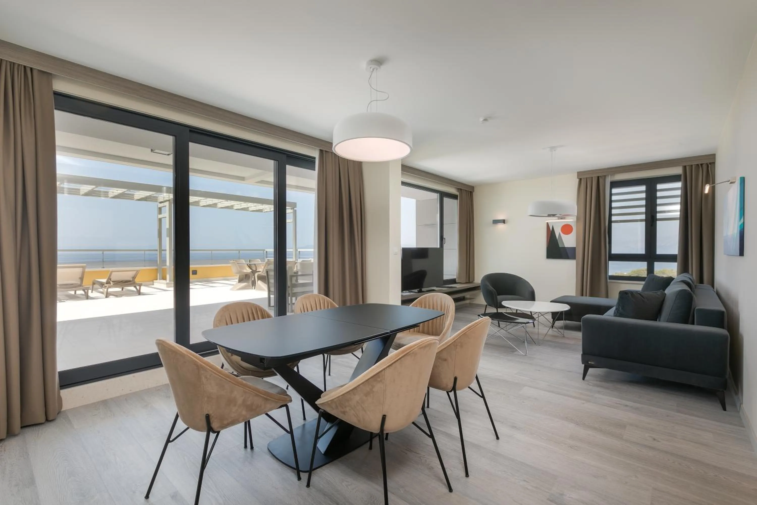 King Suite with Sea View in Hotel Antonio