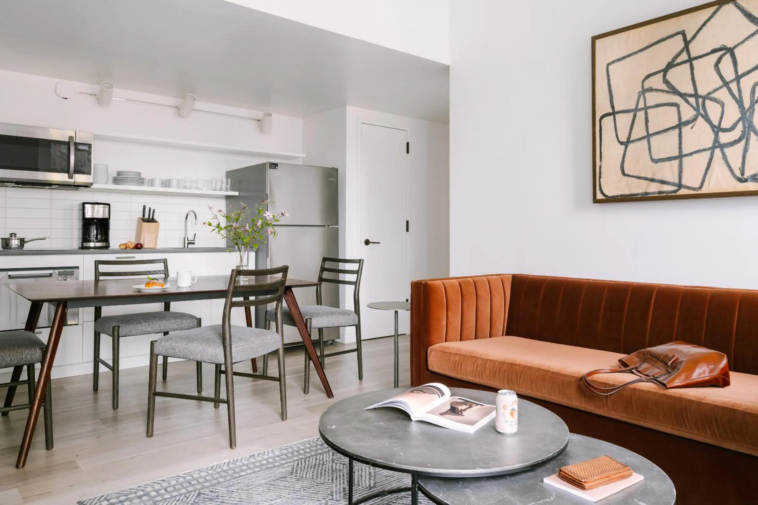 Two-Bedroom Apartment in Sonder Court Square