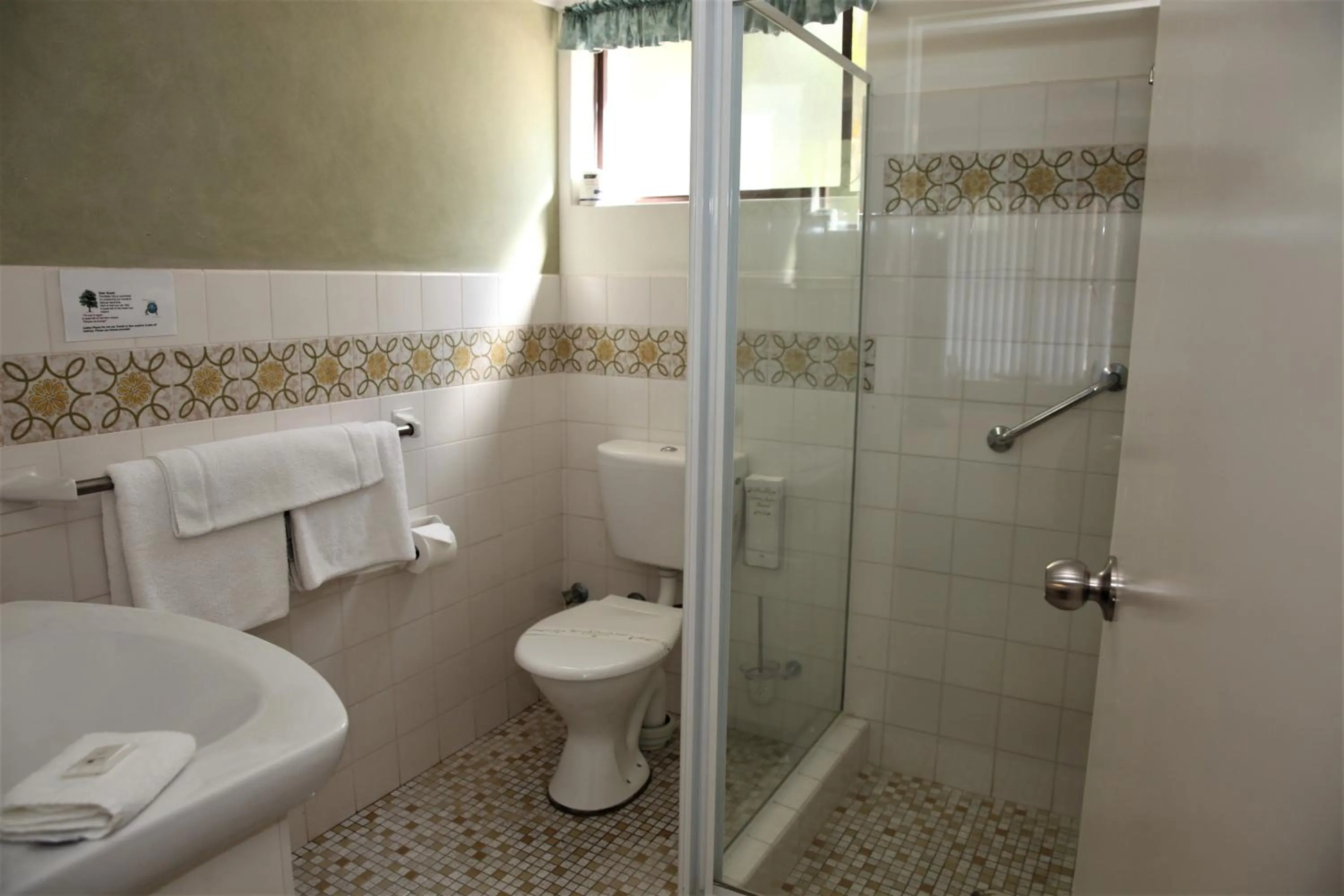 Interconnecting Room in Bella Villa Motor Inn