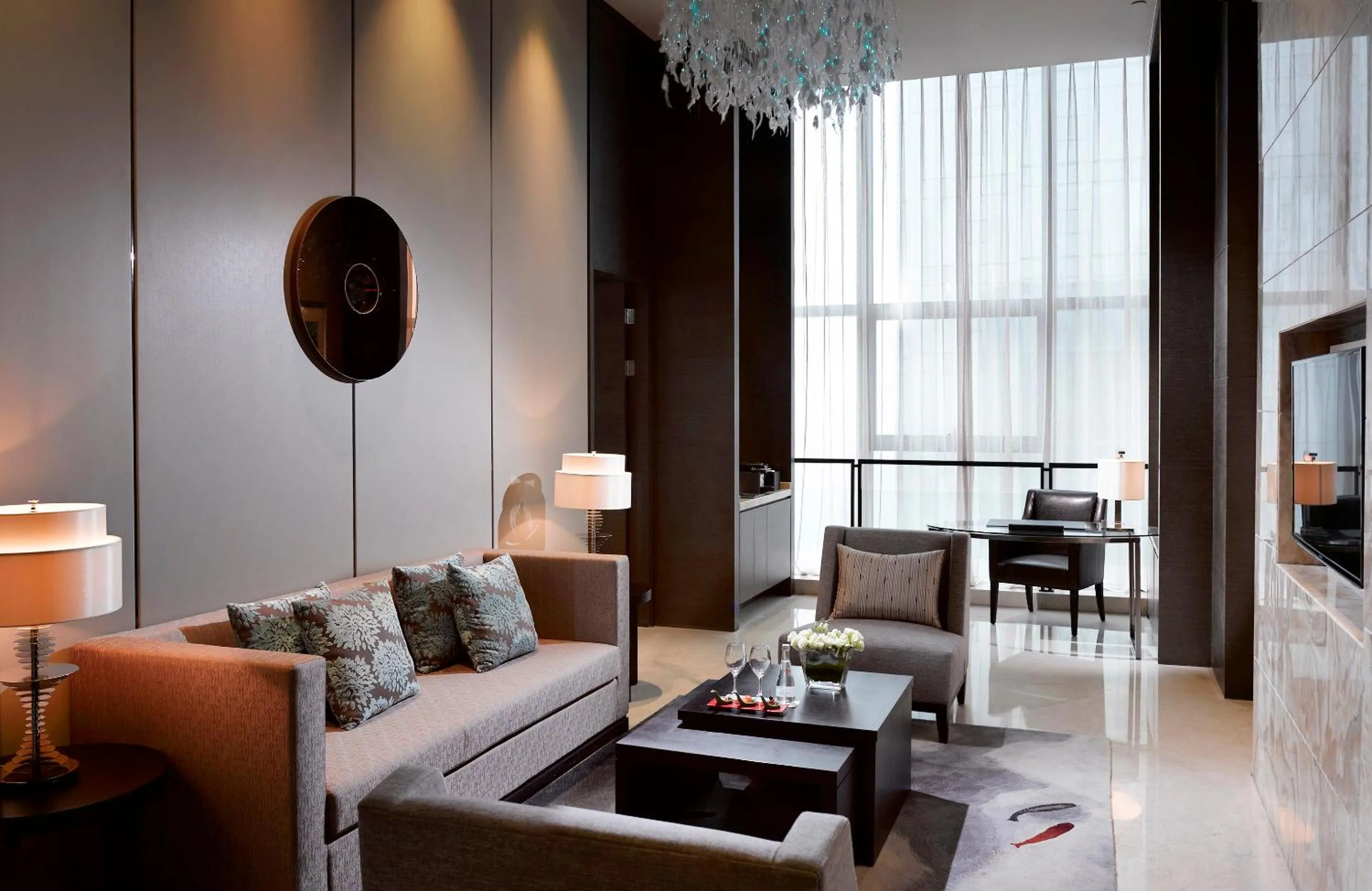 Business Suite The Level in Melia Jinan