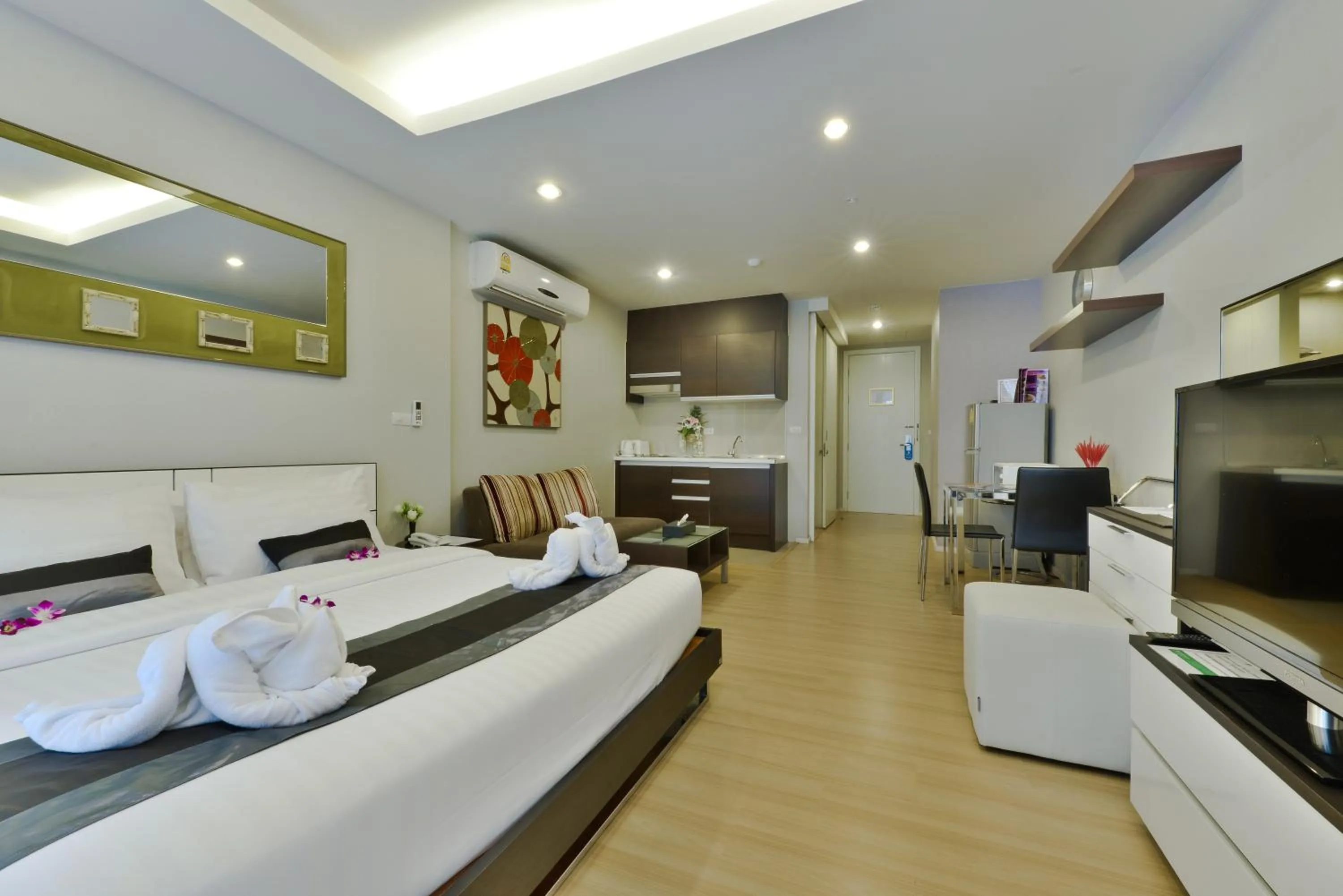 One-Bedroom Suite in iCheck inn Skyy Sukhumvit 1