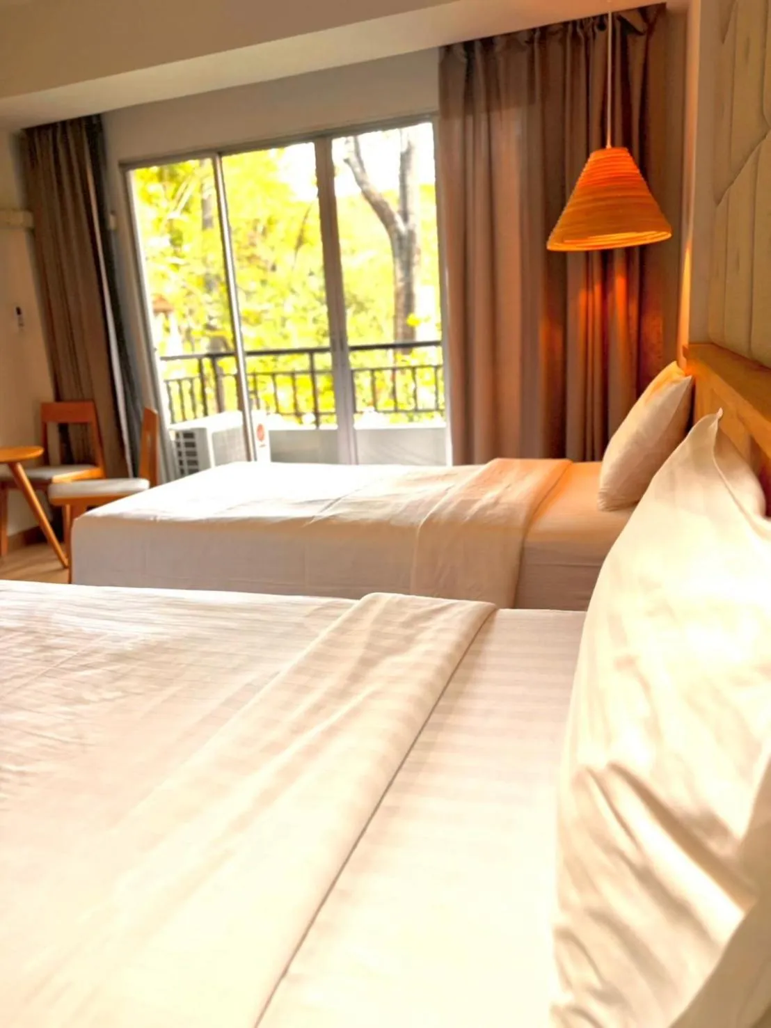 Twin Room with Pool View in Oun Hotel Bangkok