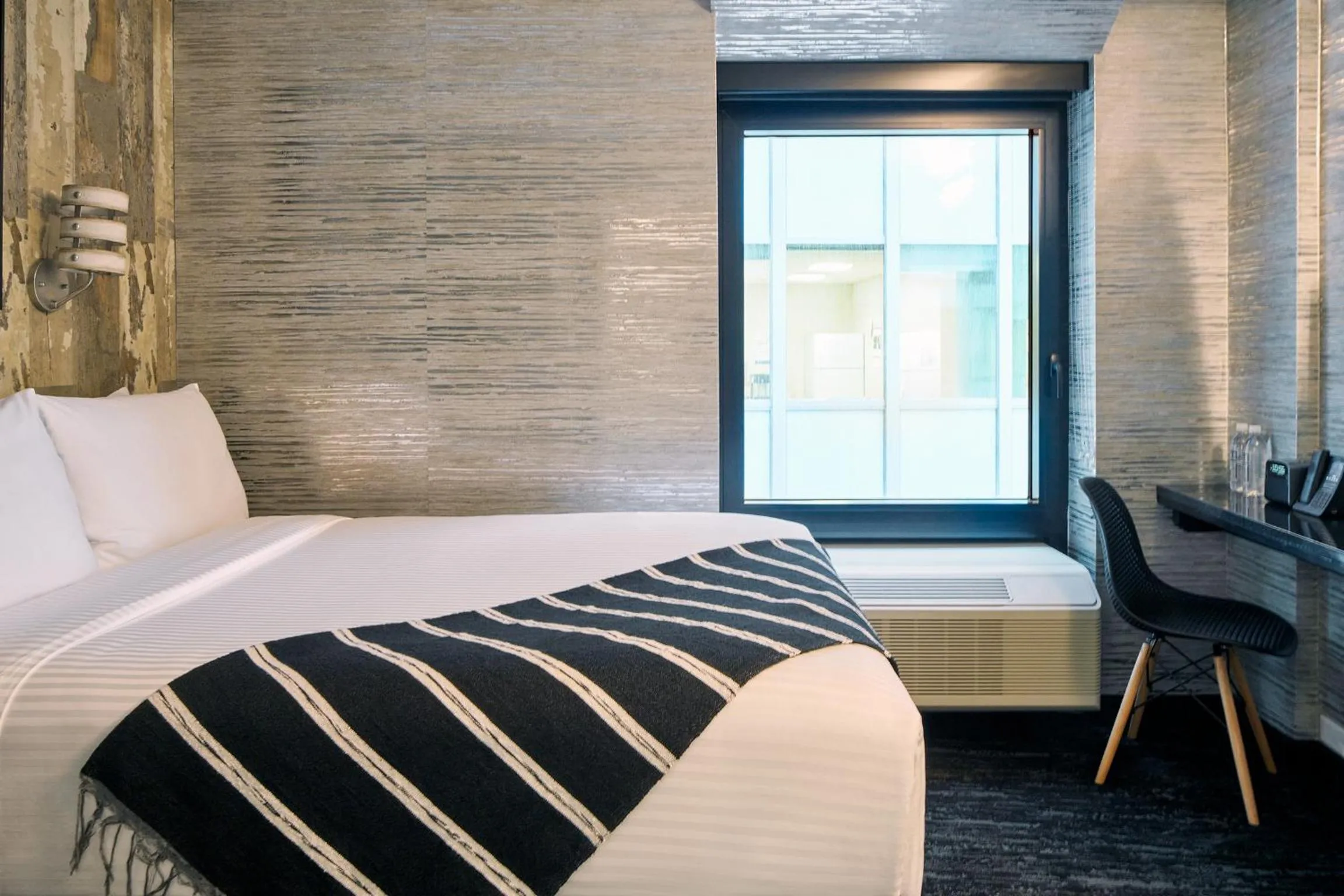 Standard Queen in The FIDI Hotel