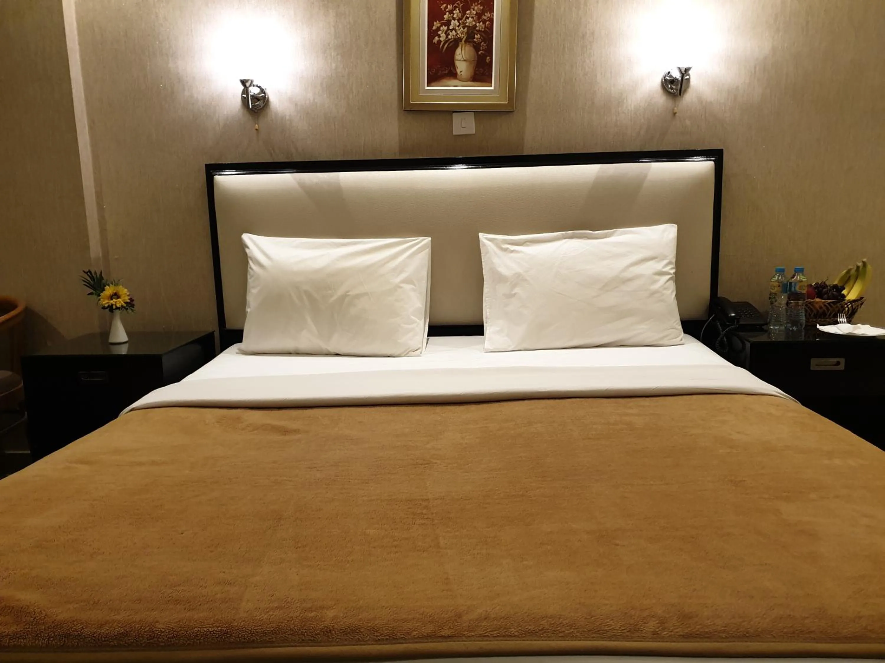 Standard King Room in Palm Beach Hotel