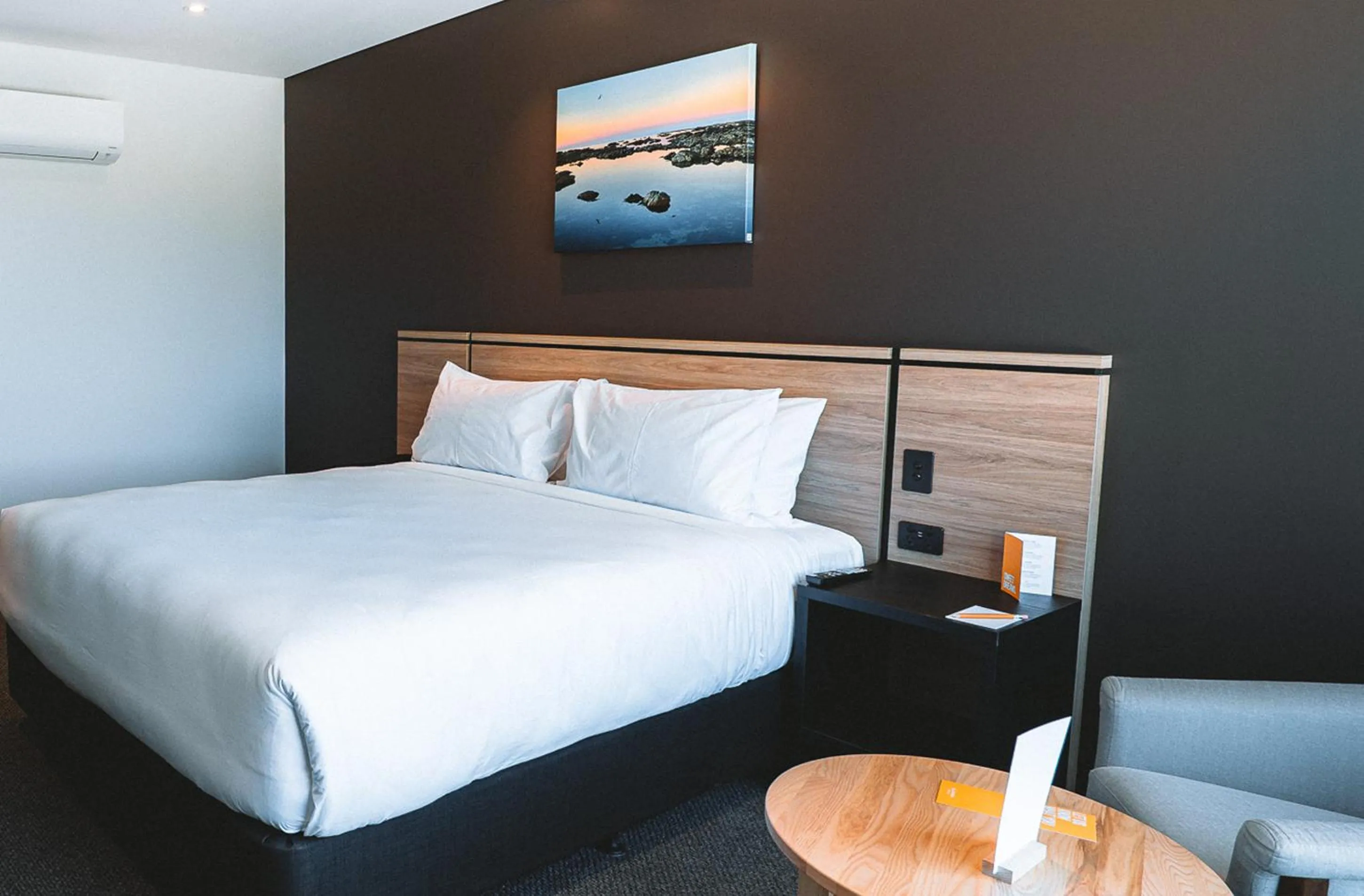 Superior King Room in Sudima Kaikōura