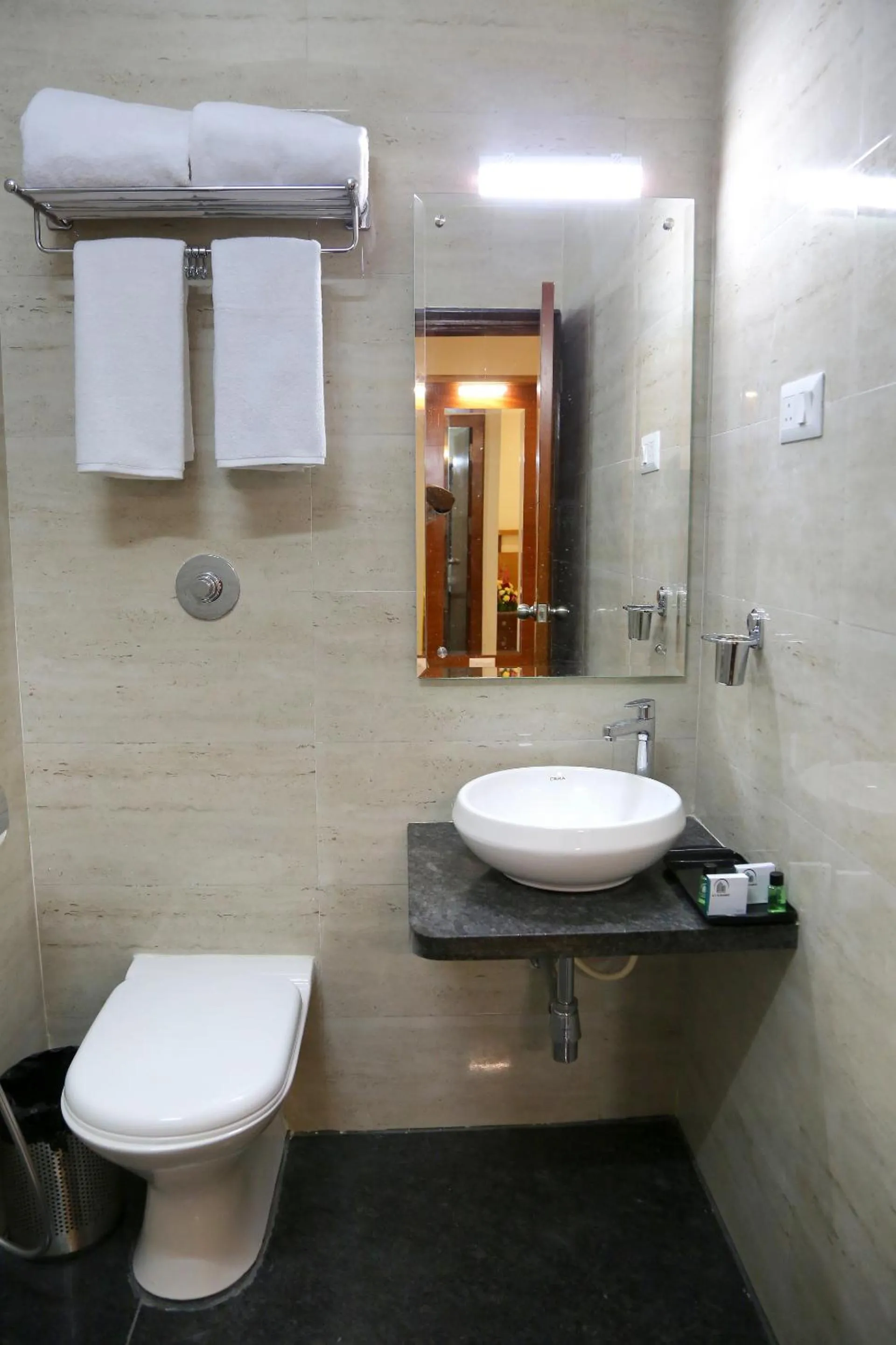 Deluxe Double Room in Hotel U.T.Elegance