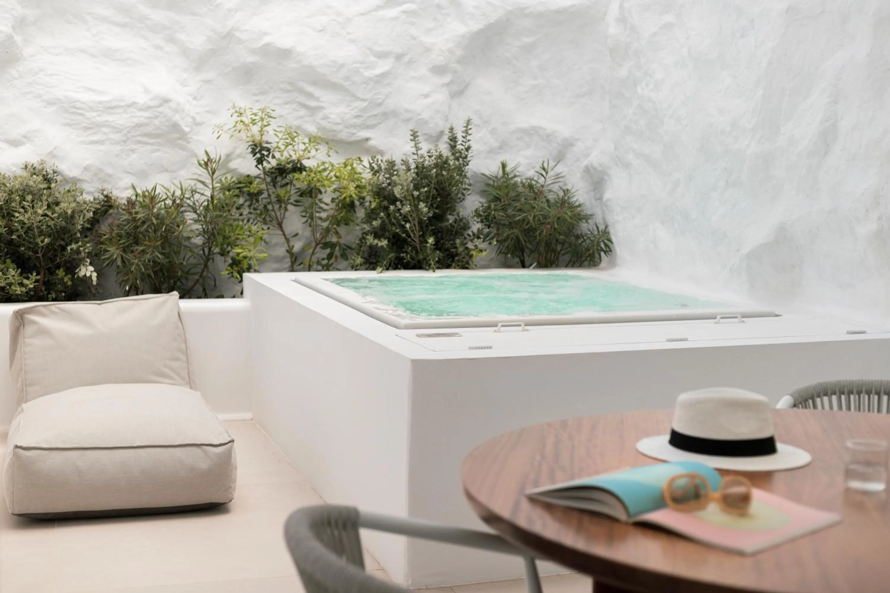 Junior Suite with Outdoor Jetted Tub in Lovia Mykonos