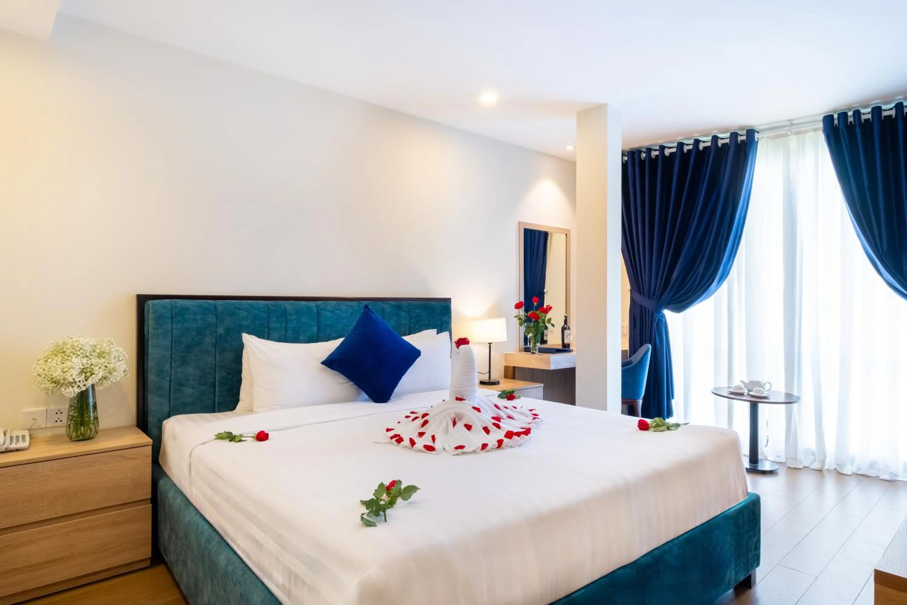 Queen Room in SANDALS FLORA HOTEL