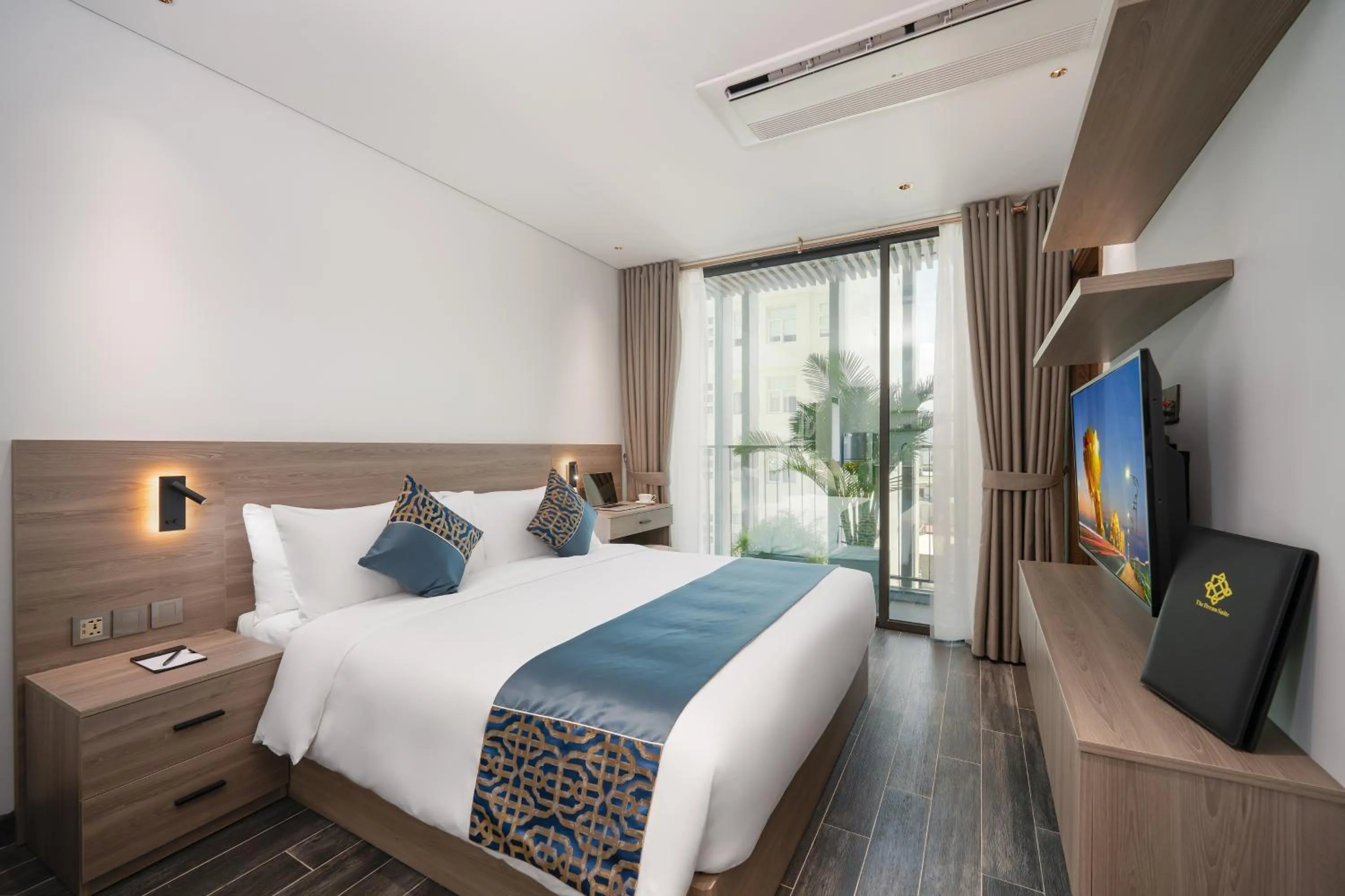 Premier King Studio in The Dream Suite