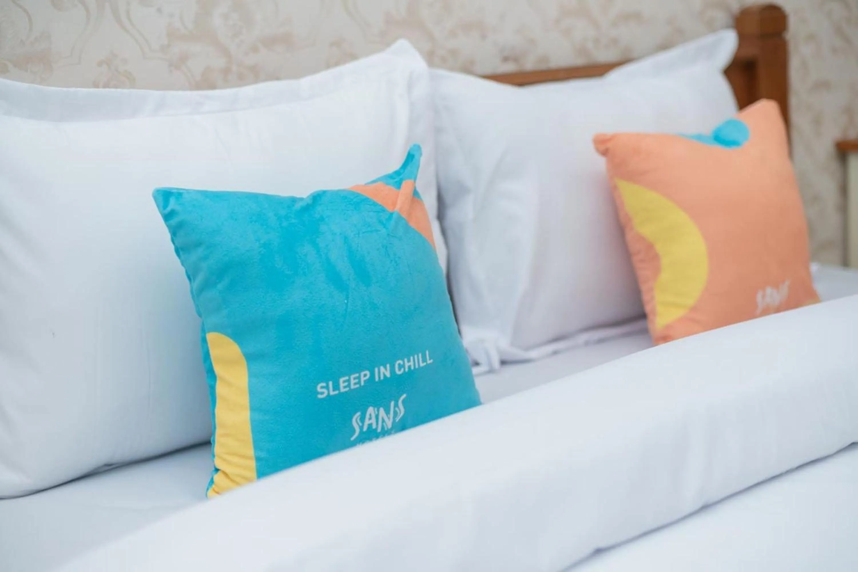 Deluxe Room in Sans Hotel Queen Batu