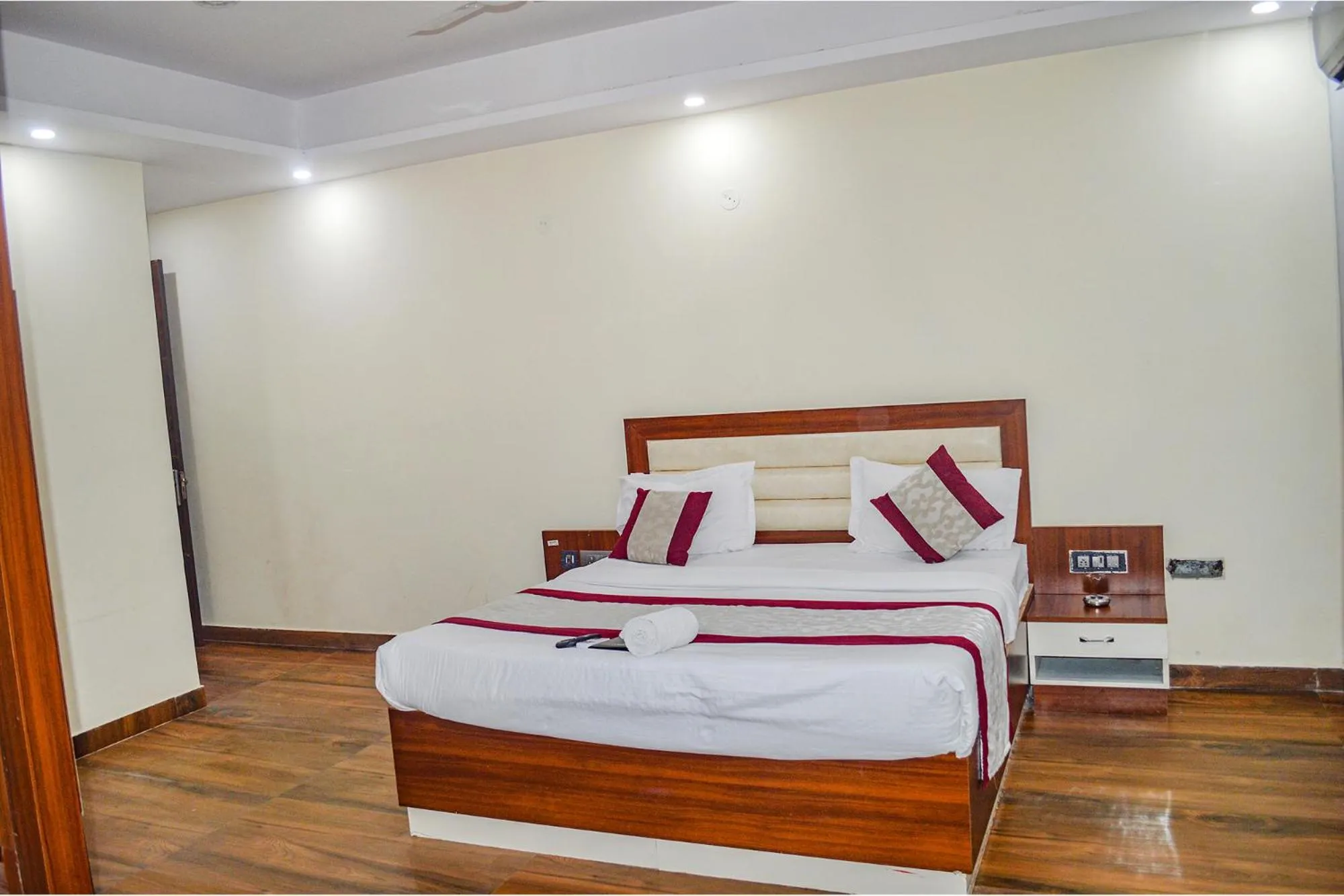 Superior Double Room - single occupancy in FabHotel The Golf Inn