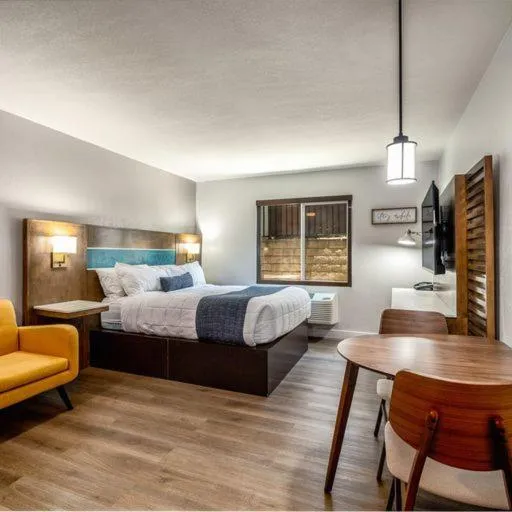 Deluxe King Studio in MainStay Suites Moreno Valley Near March Air Reserve Base