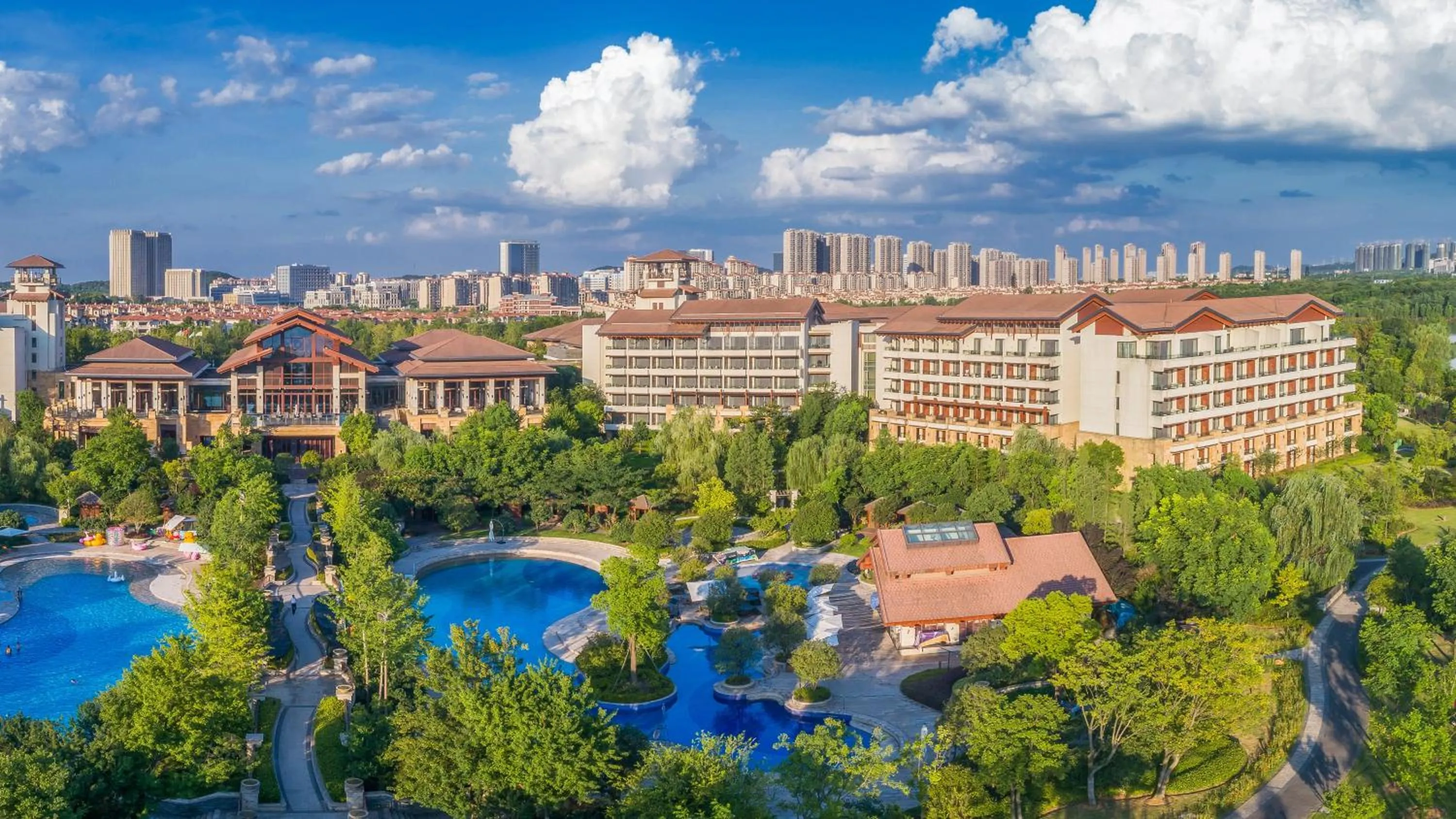 Twin Room in Hilton Wuhan Optics Valley