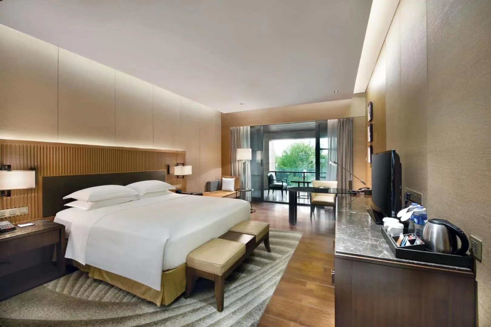King Room in Hilton Wuhan Optics Valley