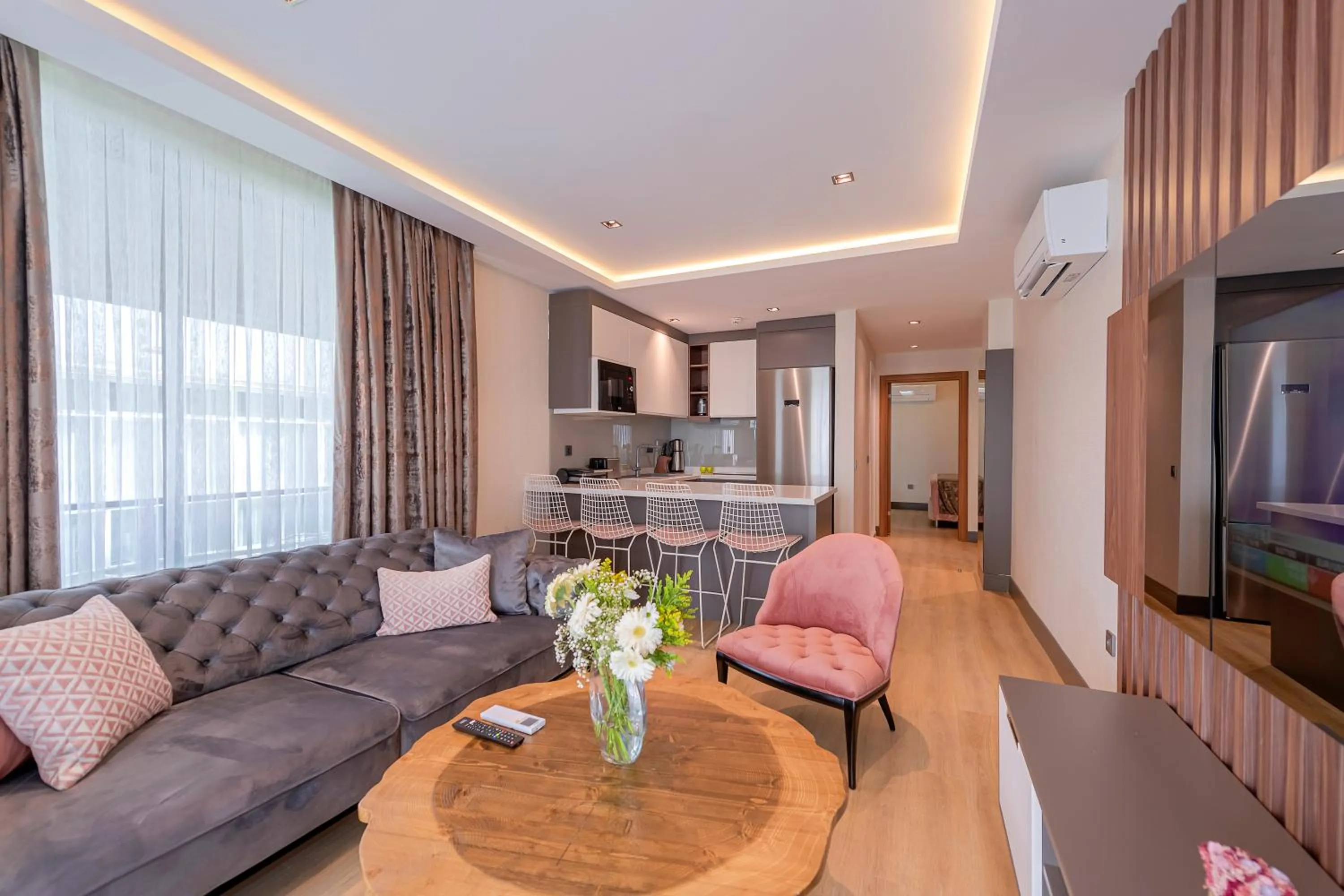 One-Bedroom Apartment in Sealife Royal