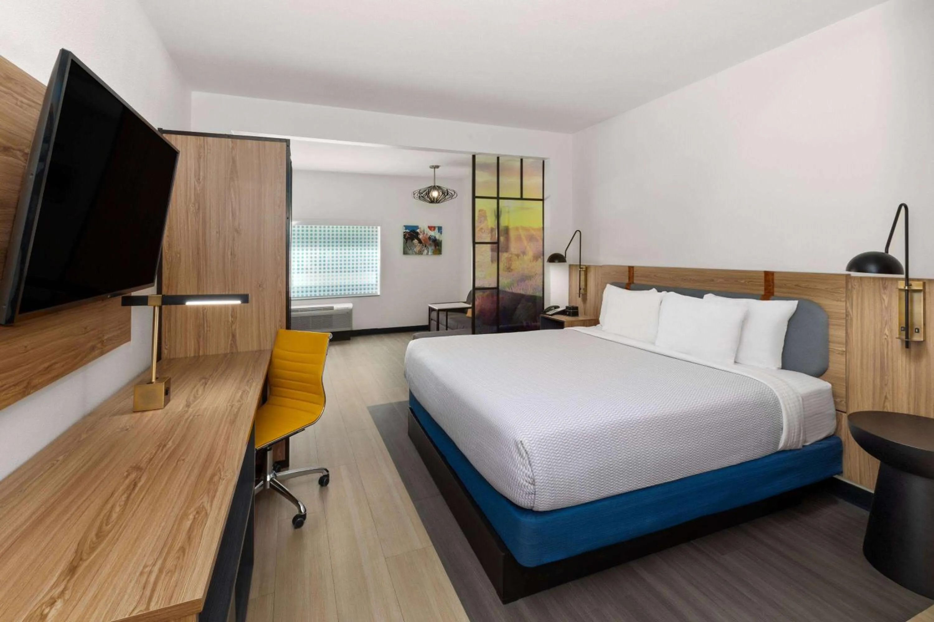 King Suite - Non-Smoking in La Quinta Inn & Suites by Wyndham El Paso East Loop-375