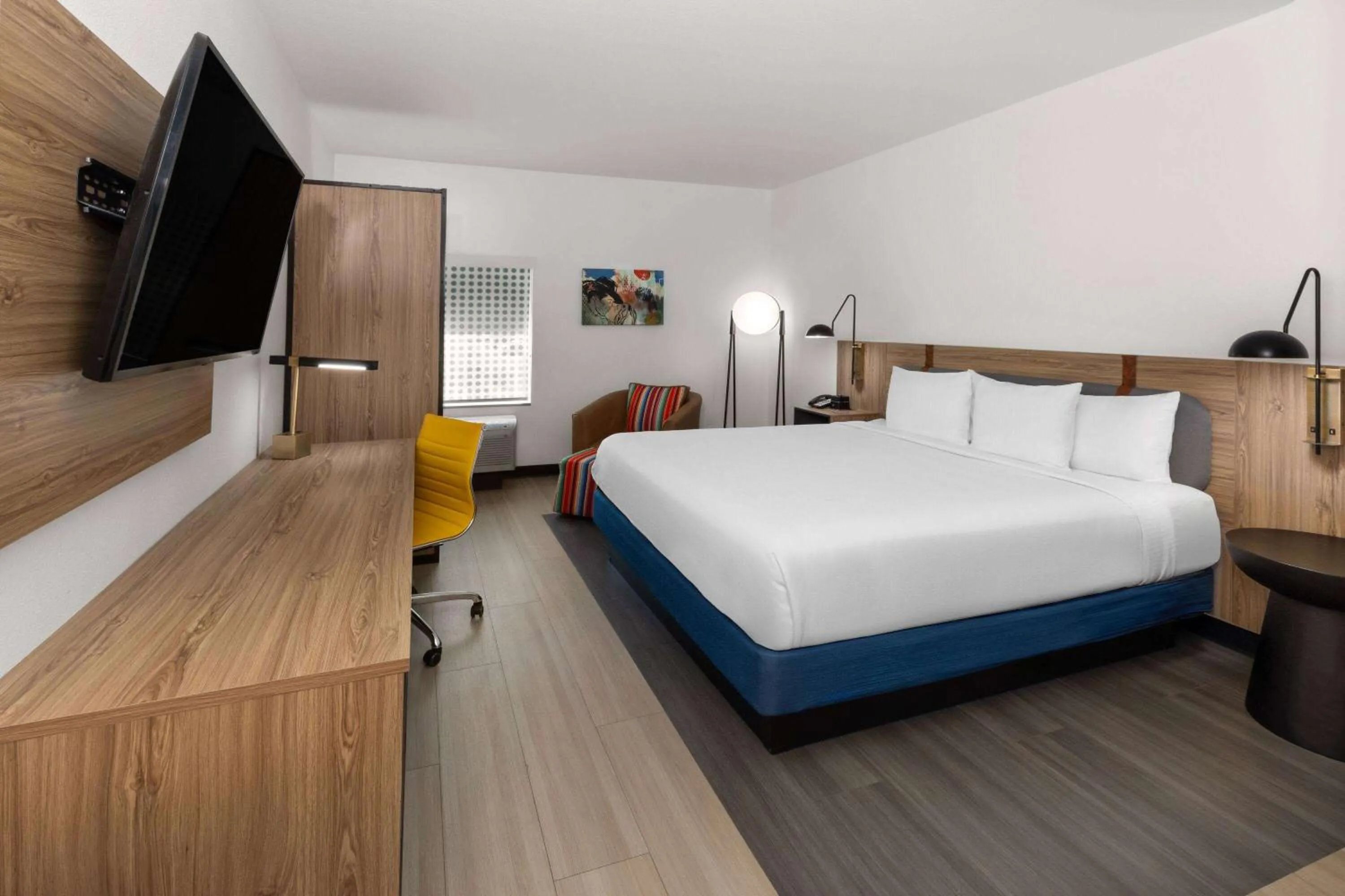 King Room - Non-Smoking in La Quinta Inn & Suites by Wyndham El Paso East Loop-375