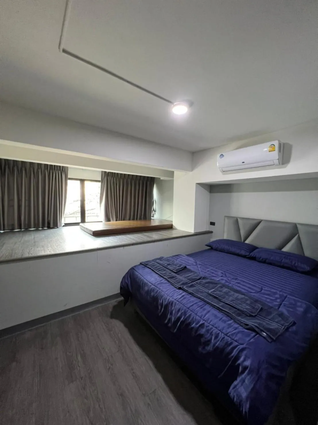 Deluxe Queen Room in W71