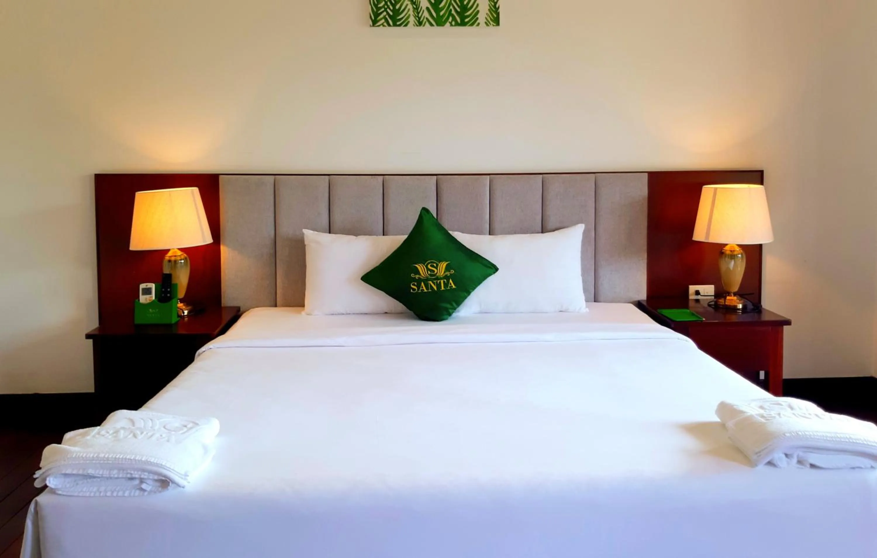 King Room with Garden View in Santa Garden Resort