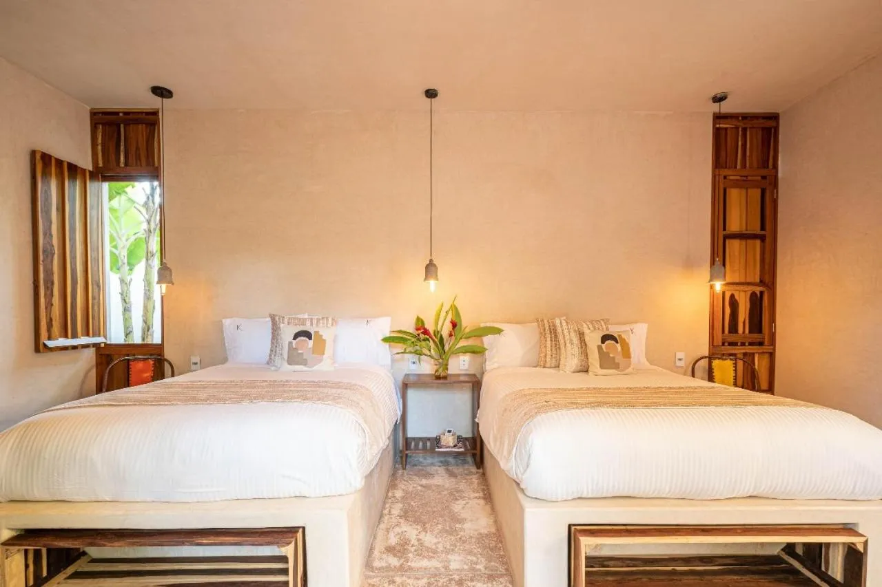 Deluxe Double Room with Two Double Beds in Casa Kacaya