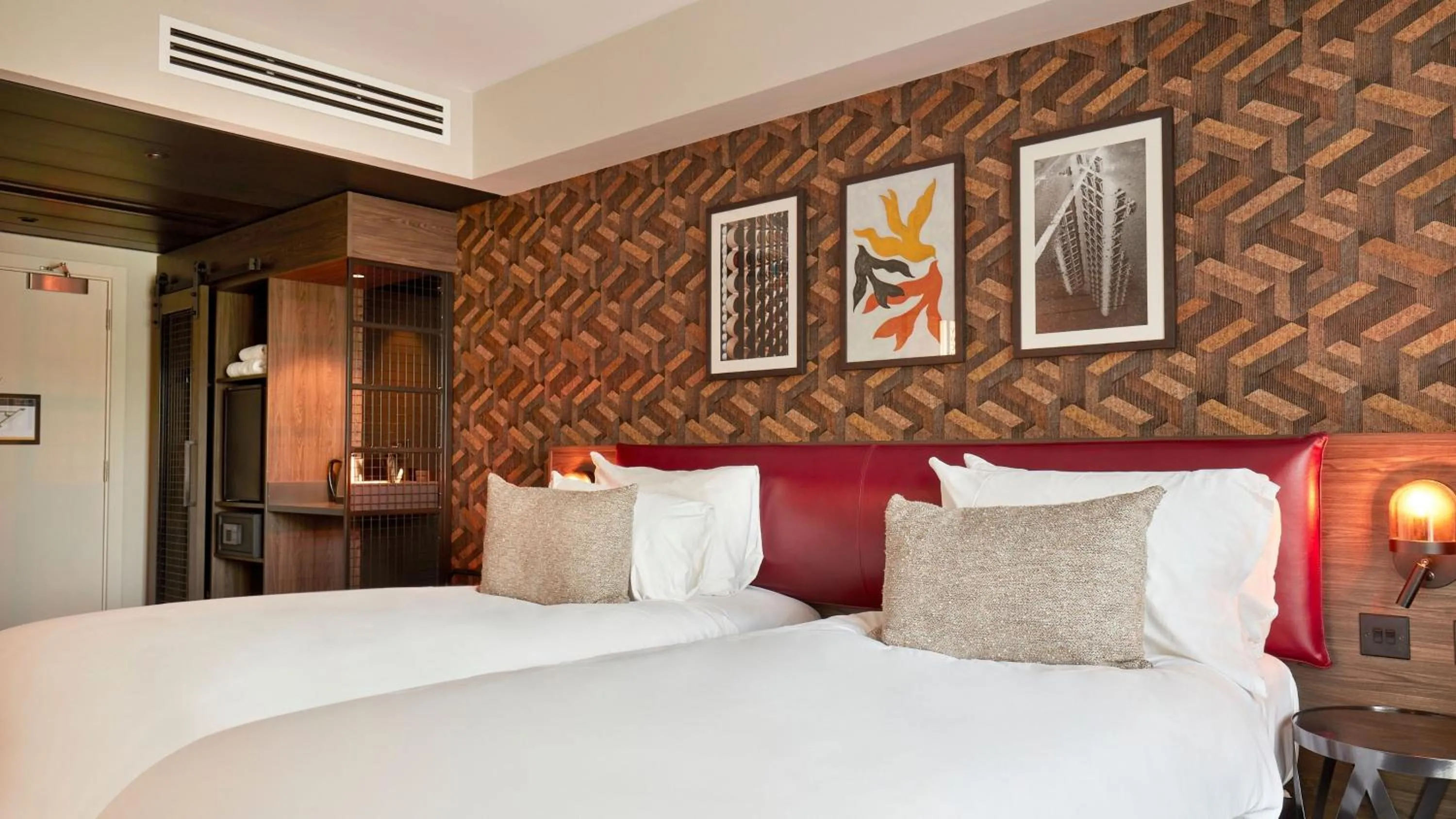 Standard Twin Room - single occupancy in voco Leicester by IHG