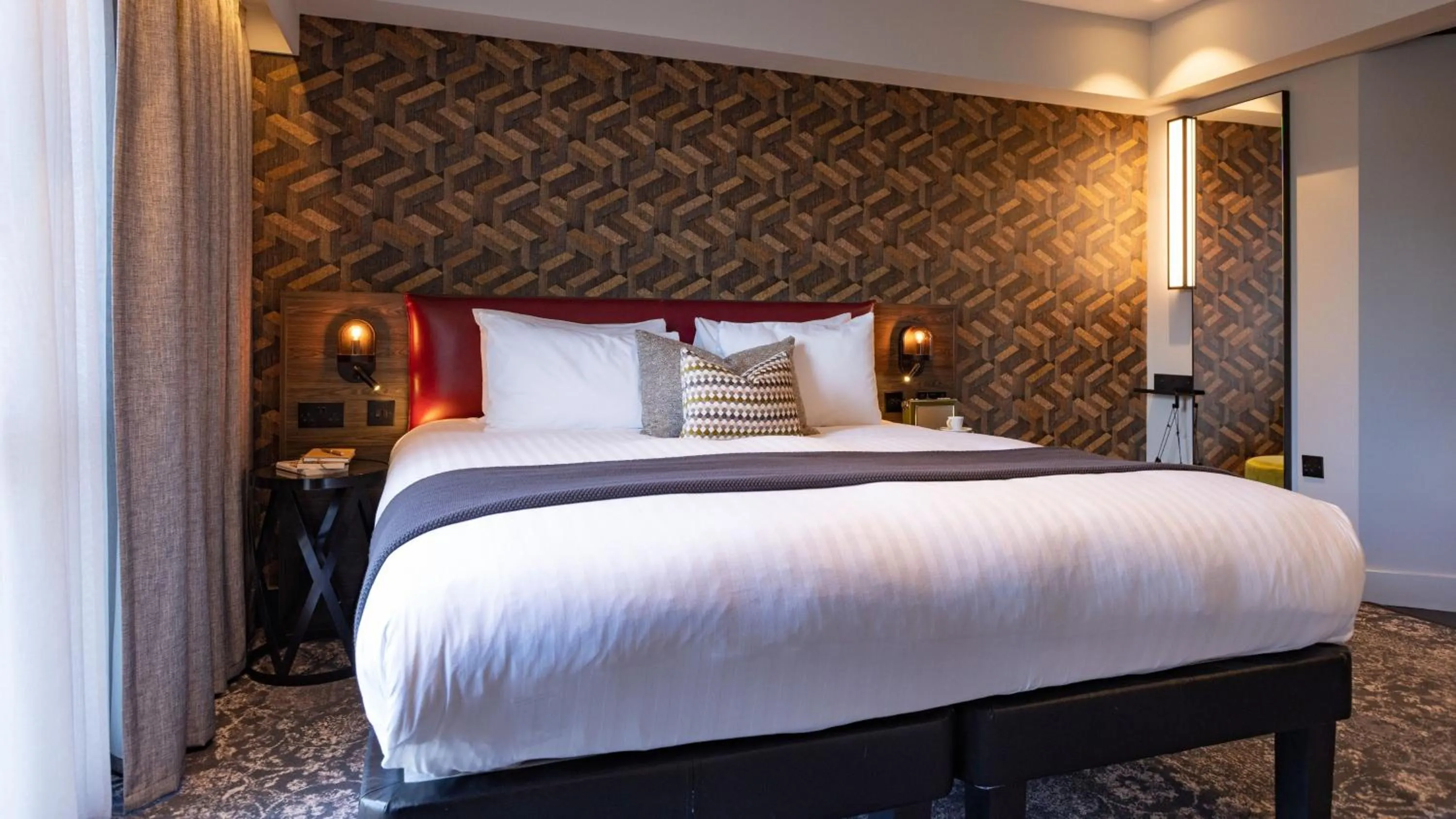 Premium King Room - single occupancy in voco Leicester by IHG